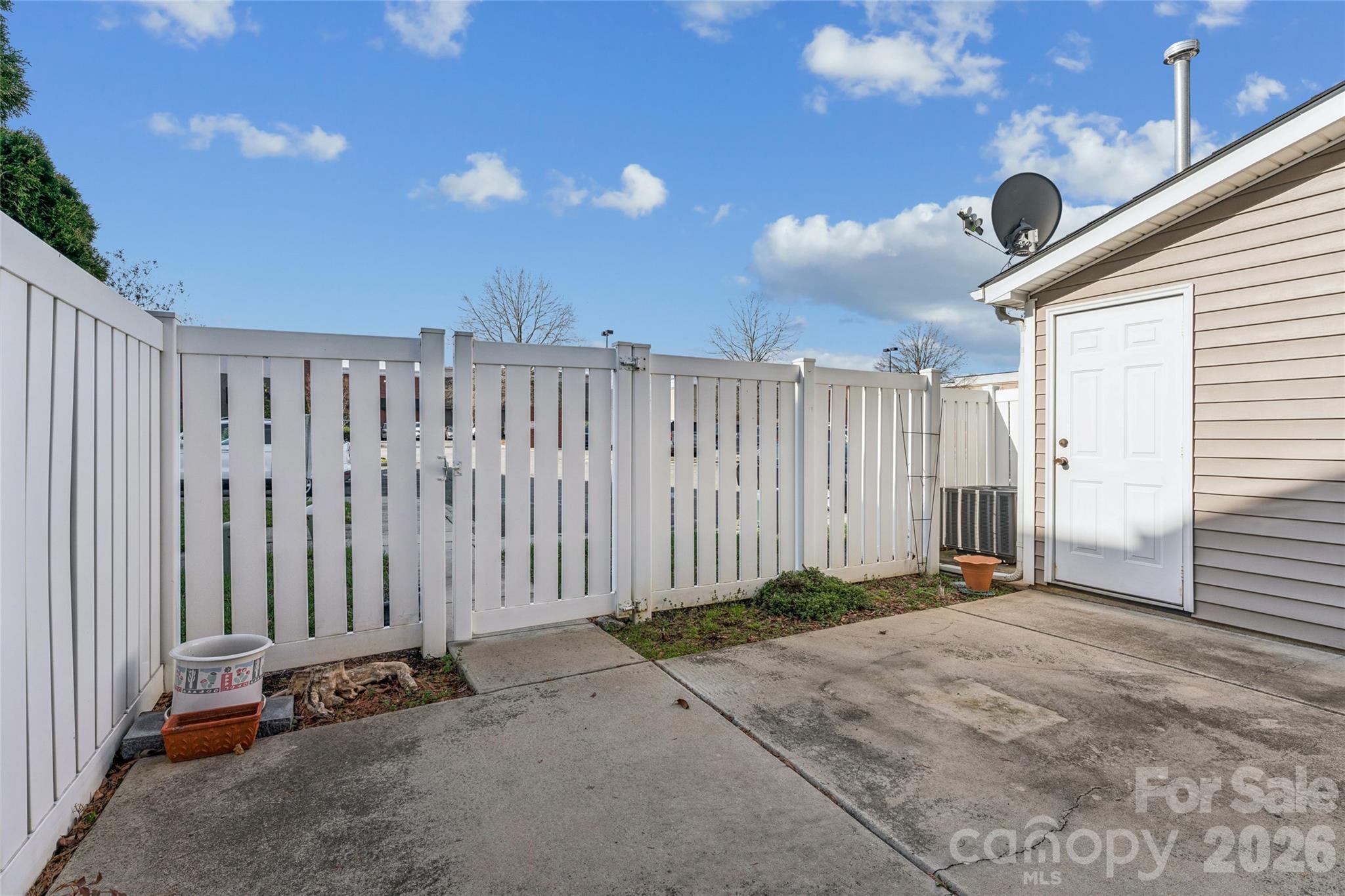4133 Town Center Road — Harrisburg