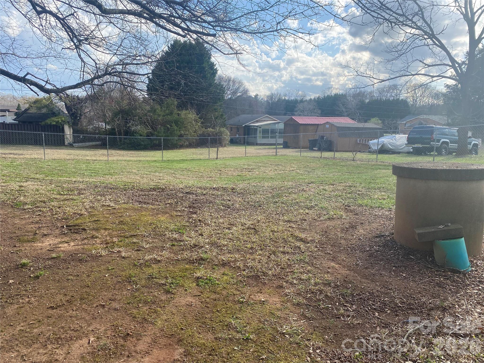 1011 Kiser Dairy Road — Dallas