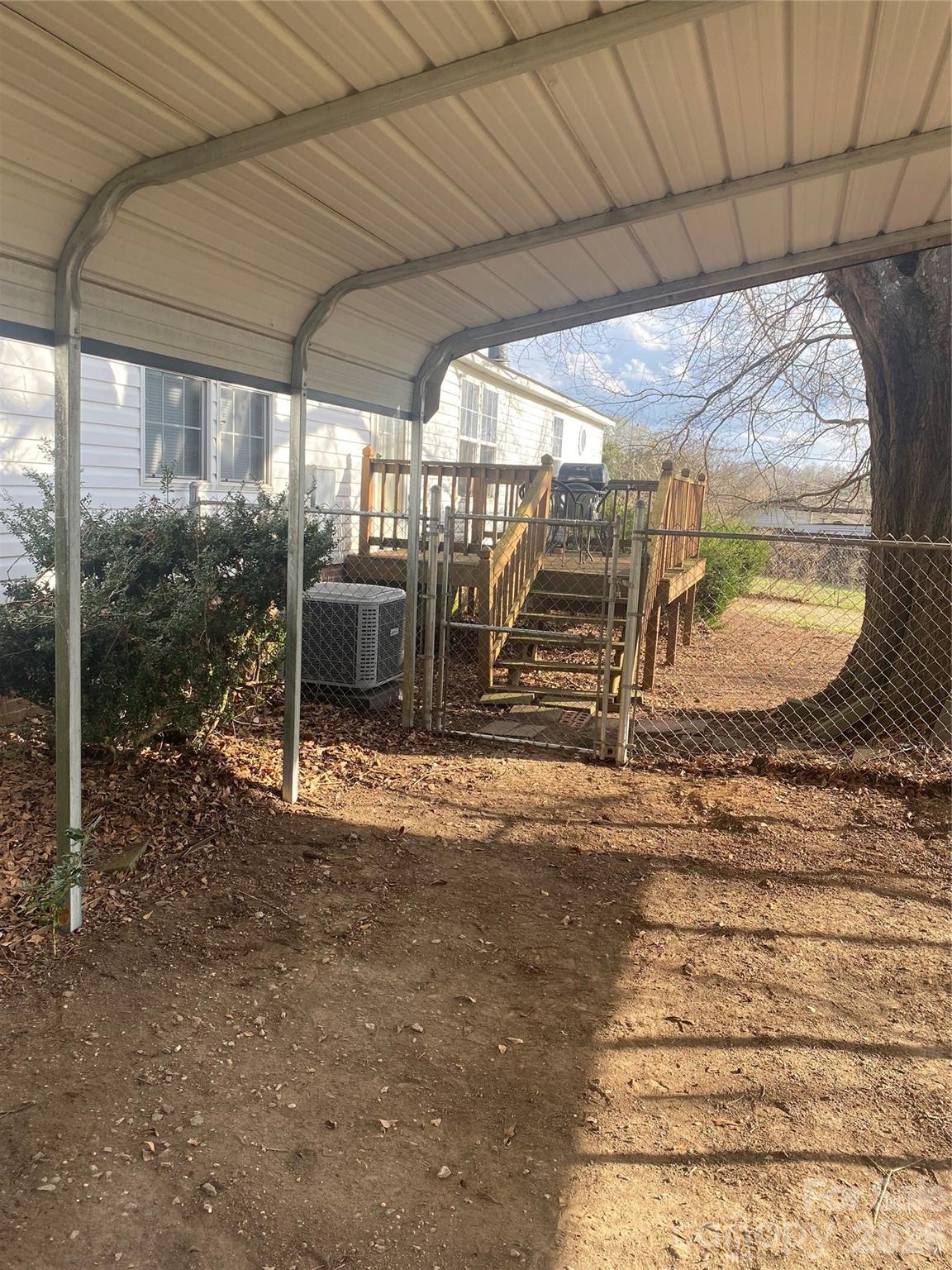 1011 Kiser Dairy Road — Dallas