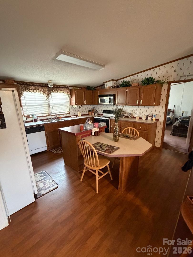 1011 Kiser Dairy Road — Dallas