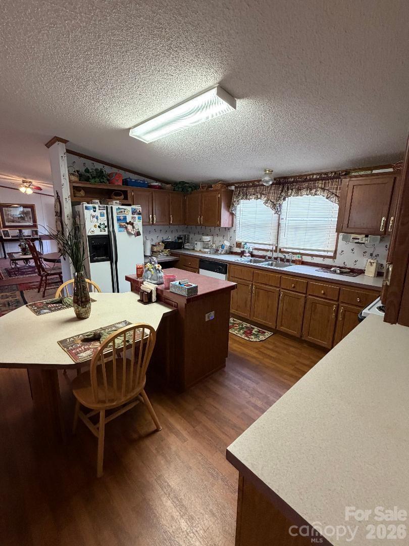 1011 Kiser Dairy Road — Dallas