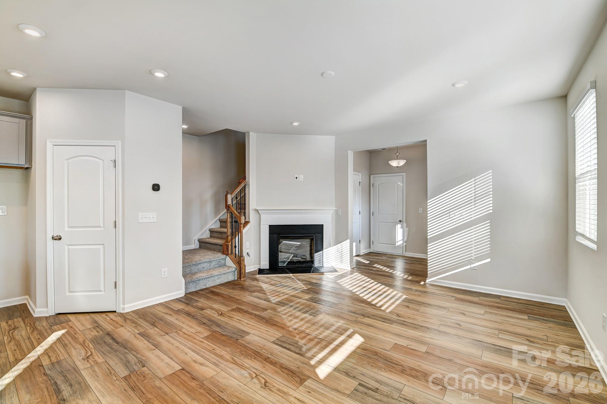 6122 Vasey Street — Charlotte