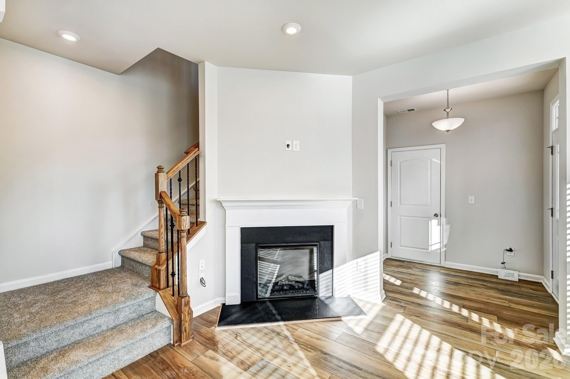 6122 Vasey Street — Charlotte