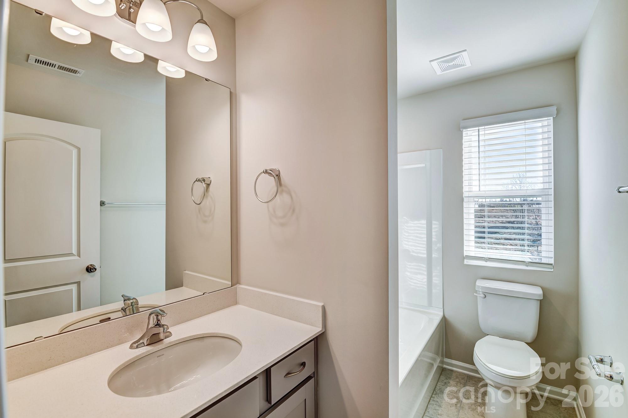 6122 Vasey Street — Charlotte
