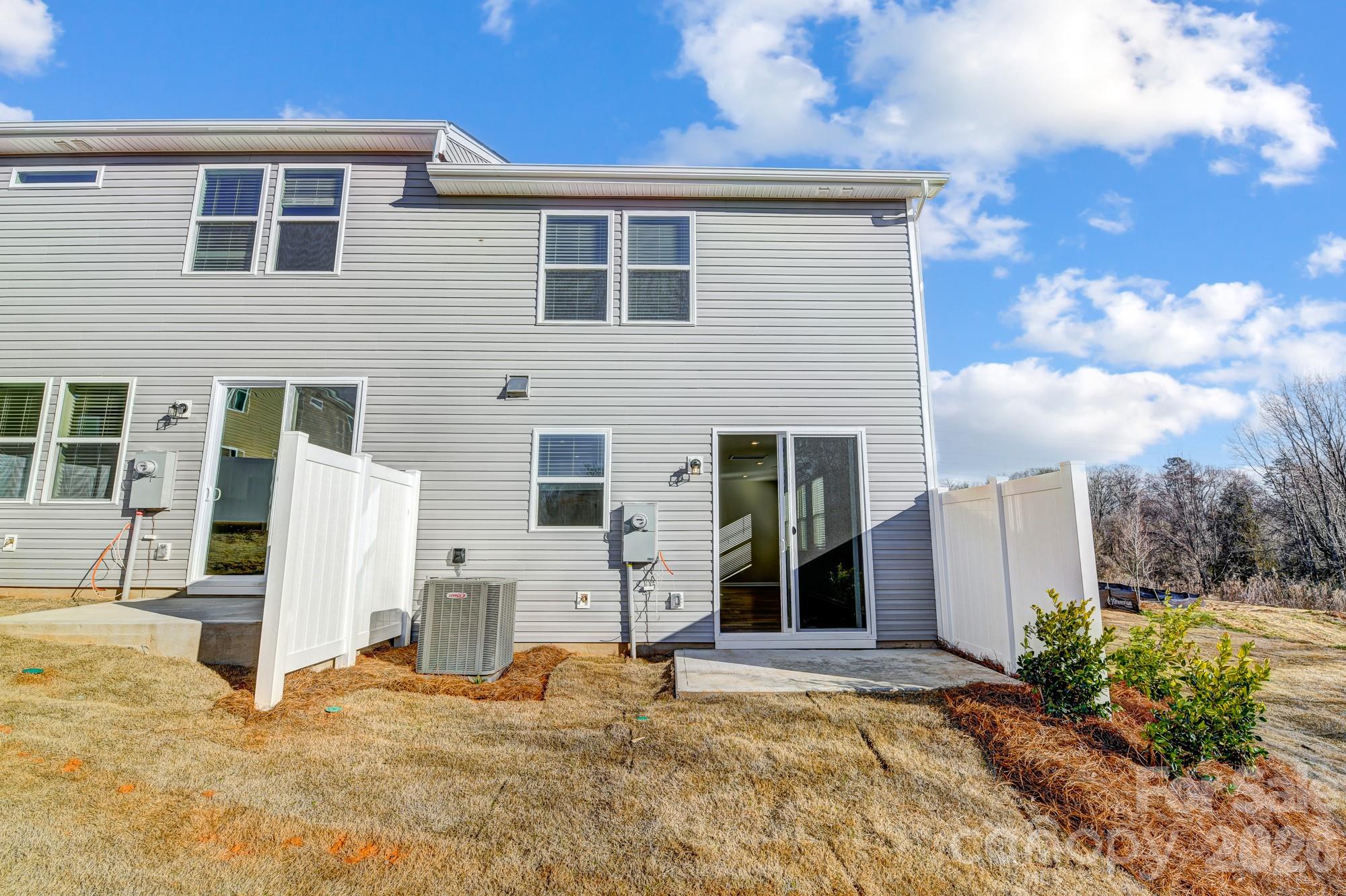 6122 Vasey Street — Charlotte