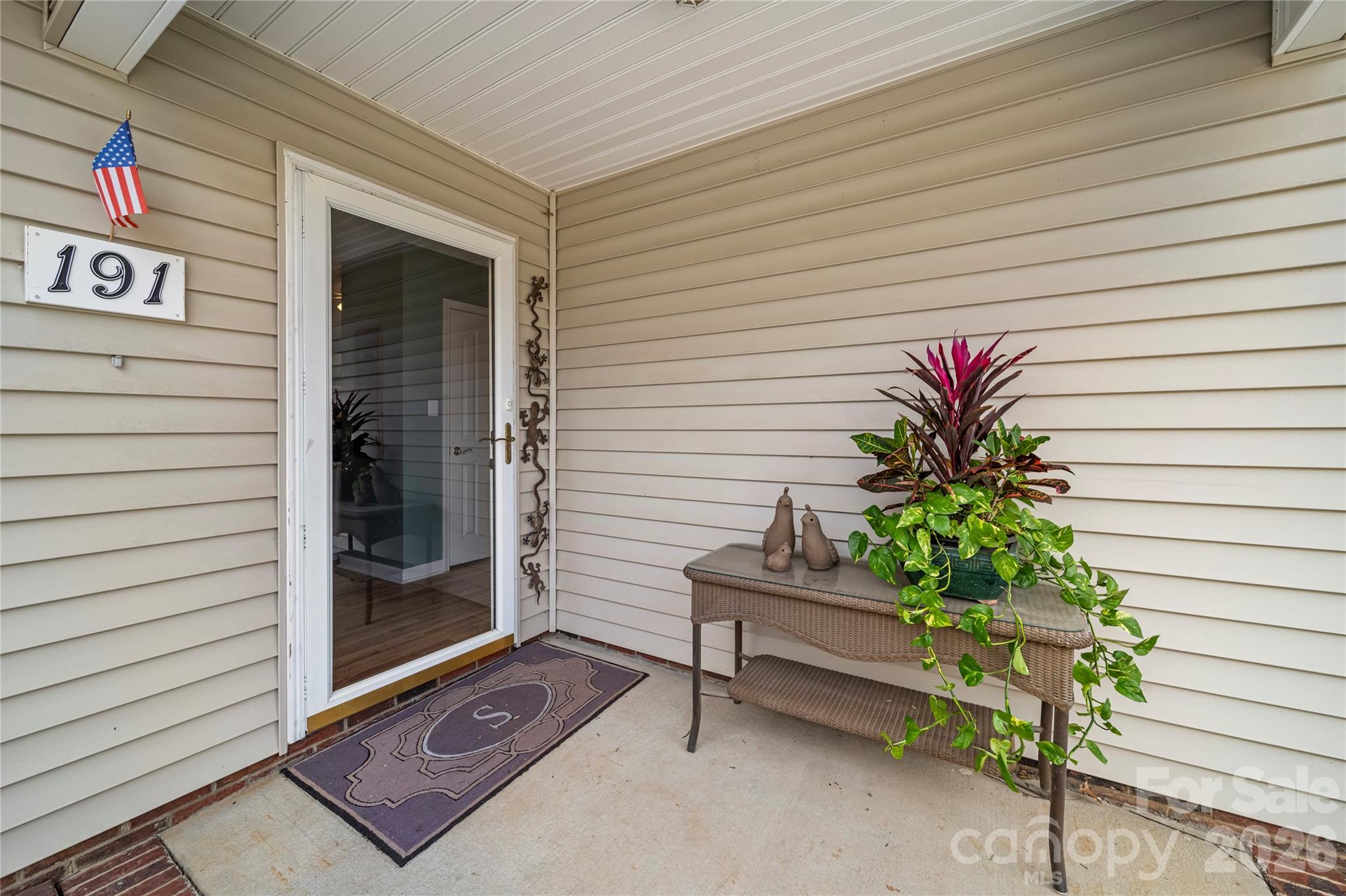 191 Oak Village Parkway — Mooresville