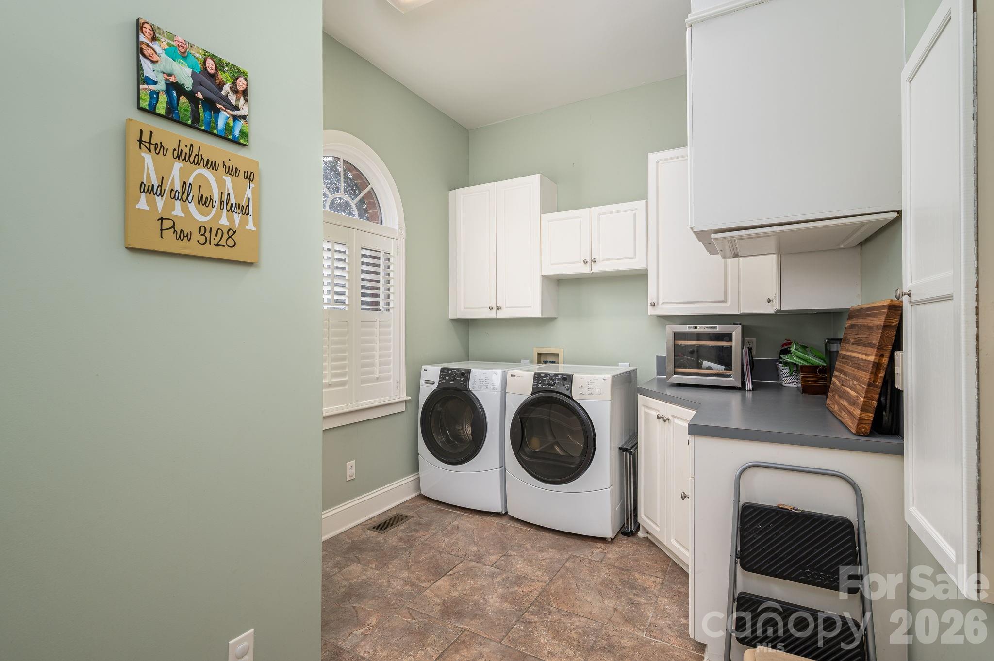 406 Johnsfield Road — Shelby