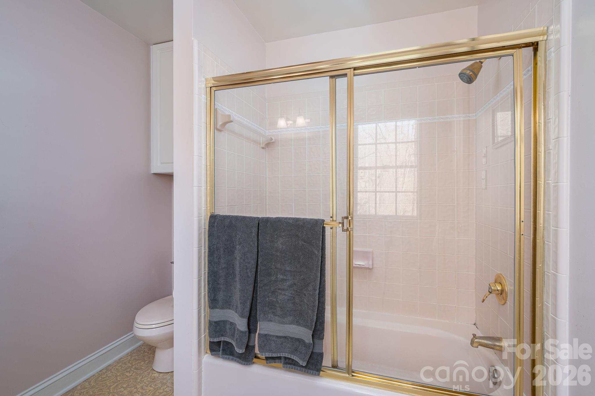 406 Johnsfield Road — Shelby