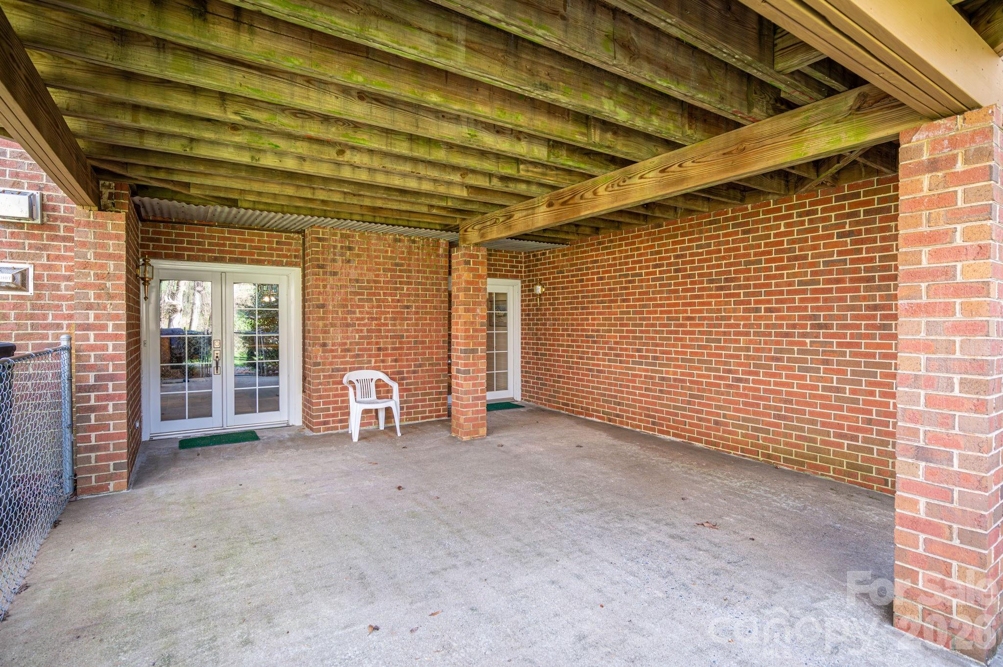 406 Johnsfield Road — Shelby