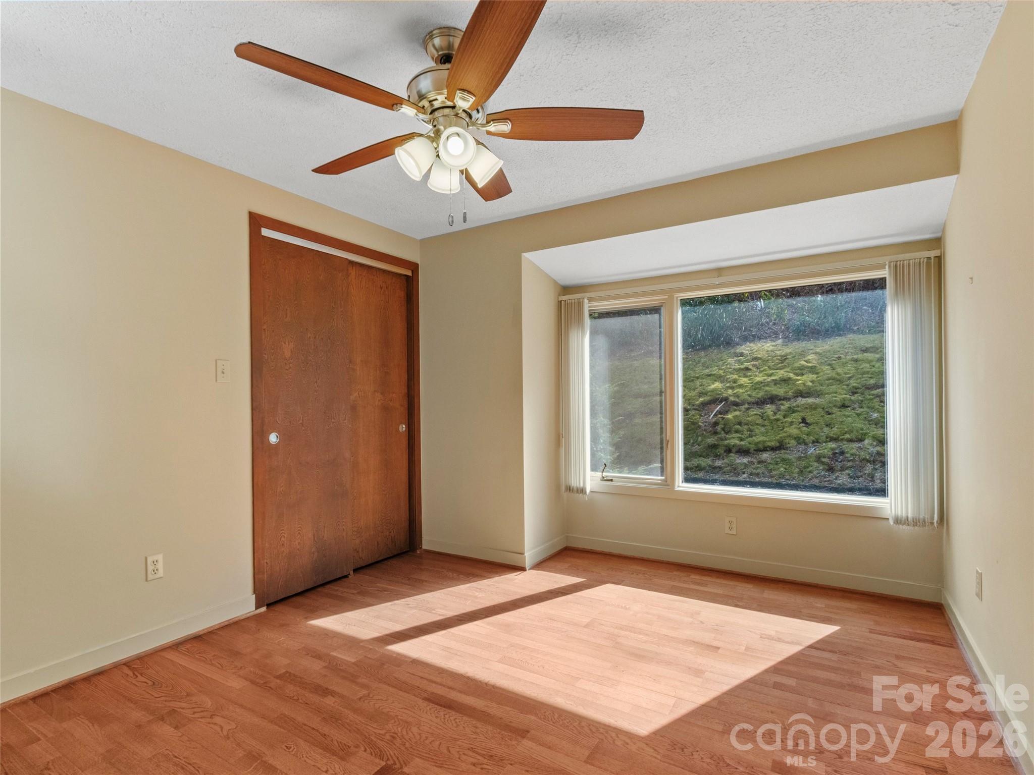 125 Townhouse Drive — Burnsville