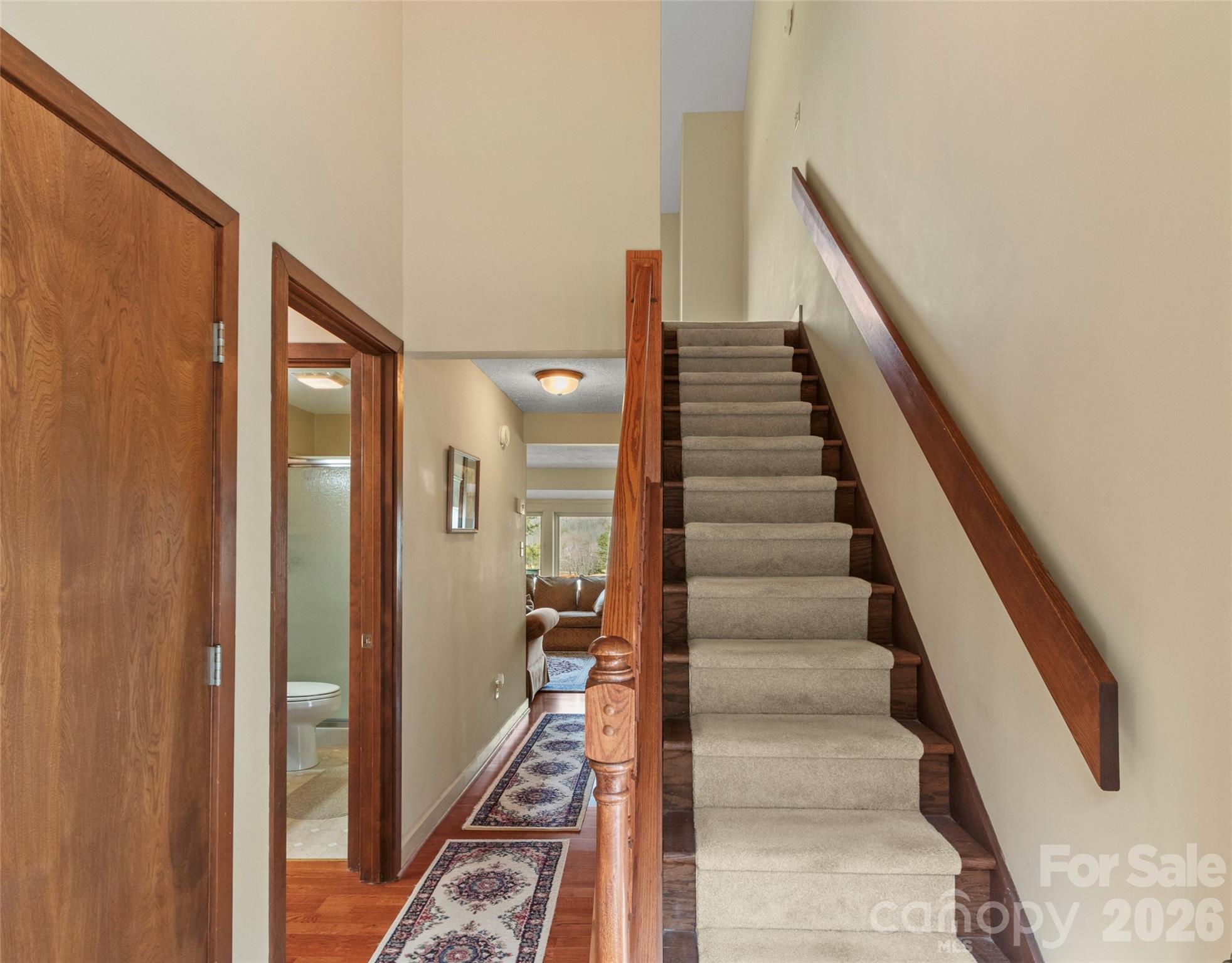 125 Townhouse Drive — Burnsville