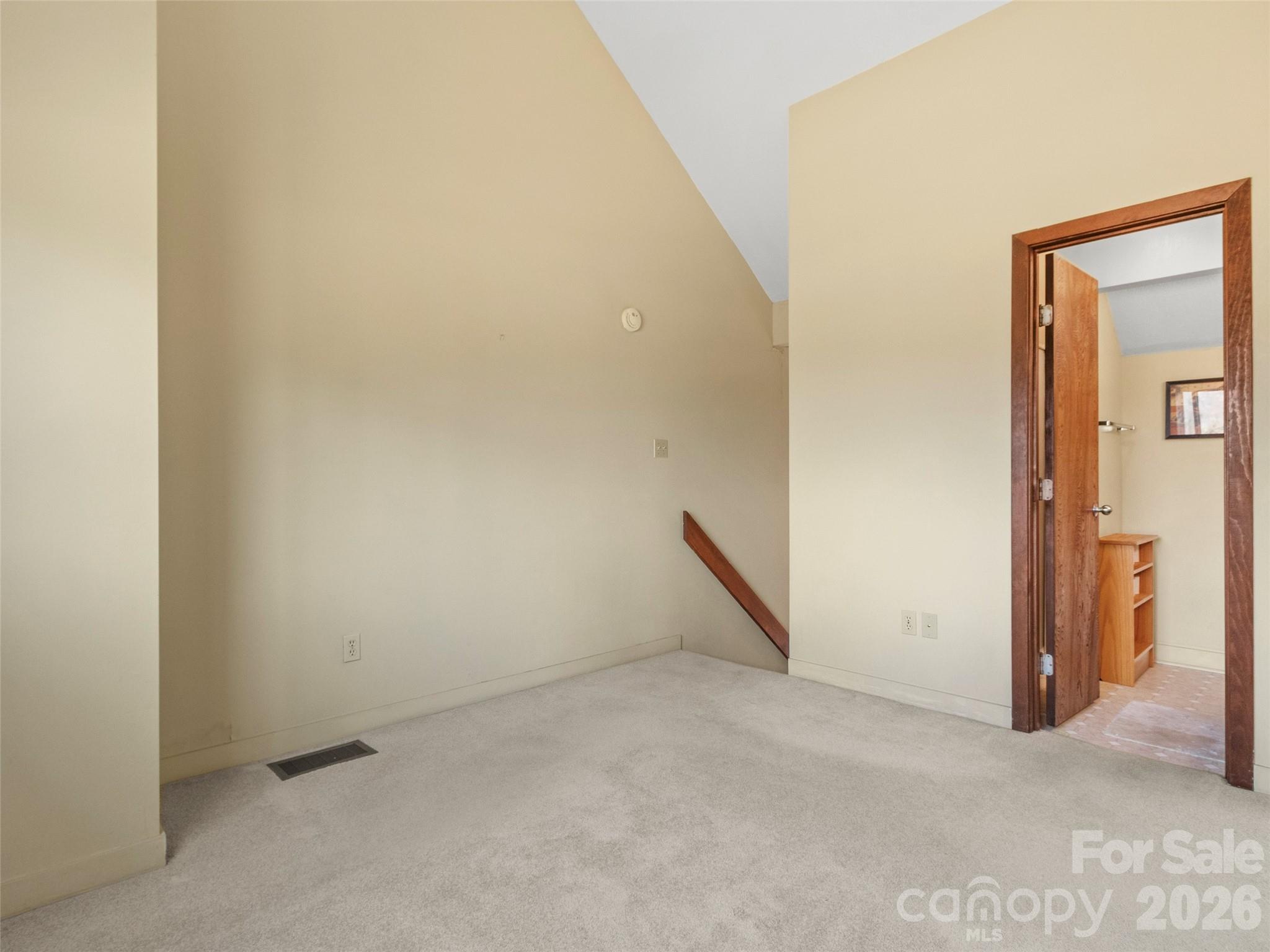 125 Townhouse Drive — Burnsville