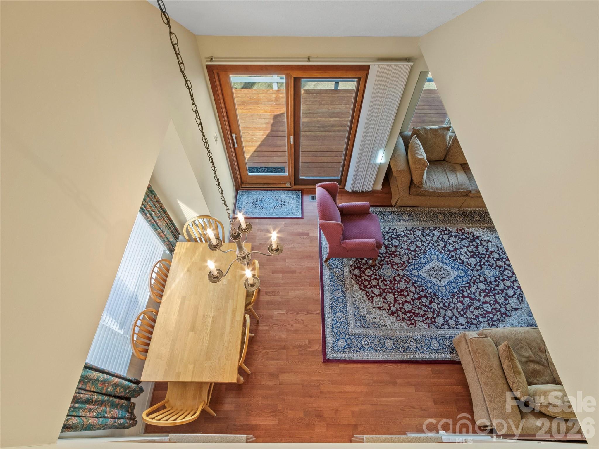 125 Townhouse Drive — Burnsville