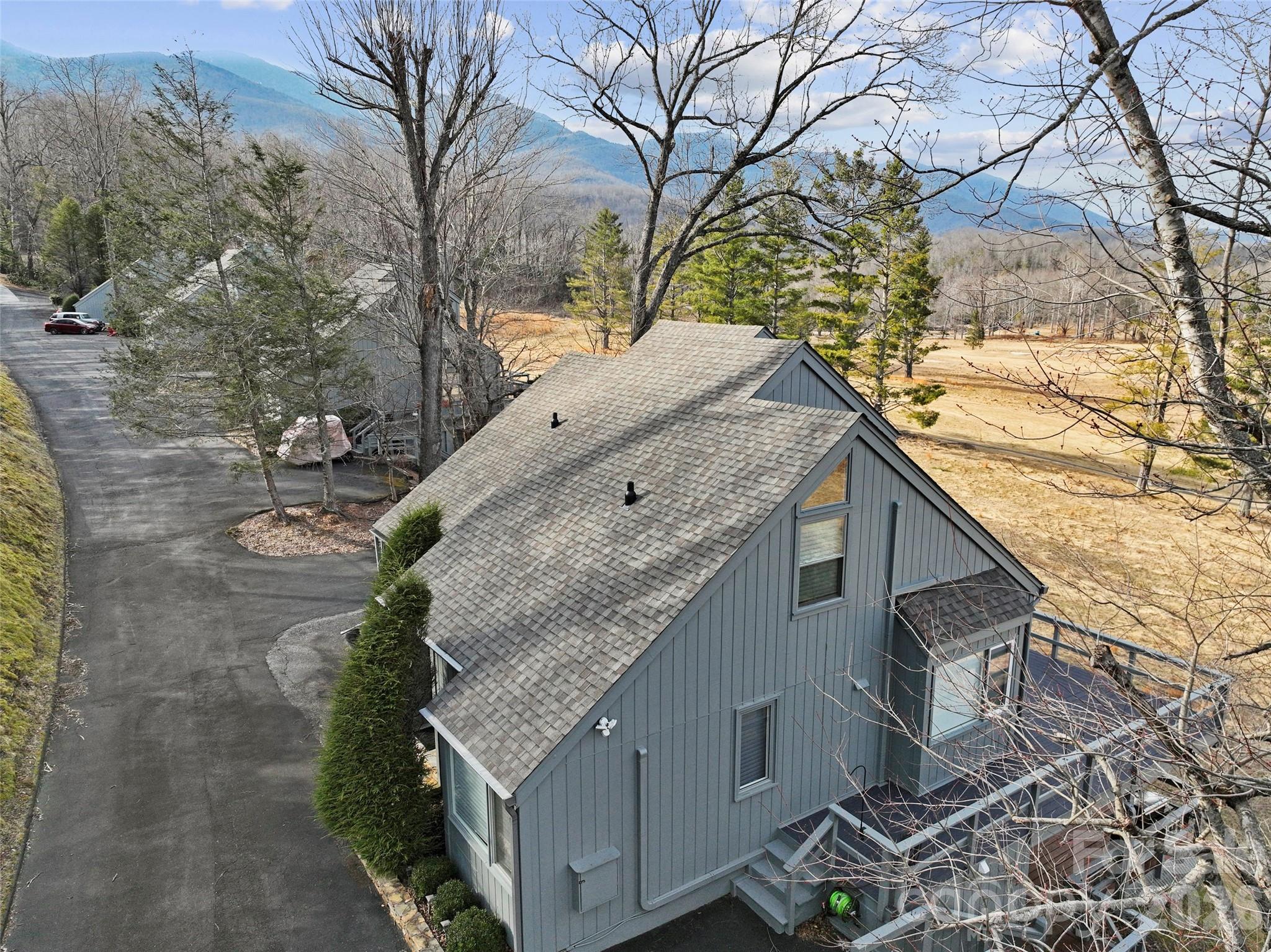 125 Townhouse Drive — Burnsville