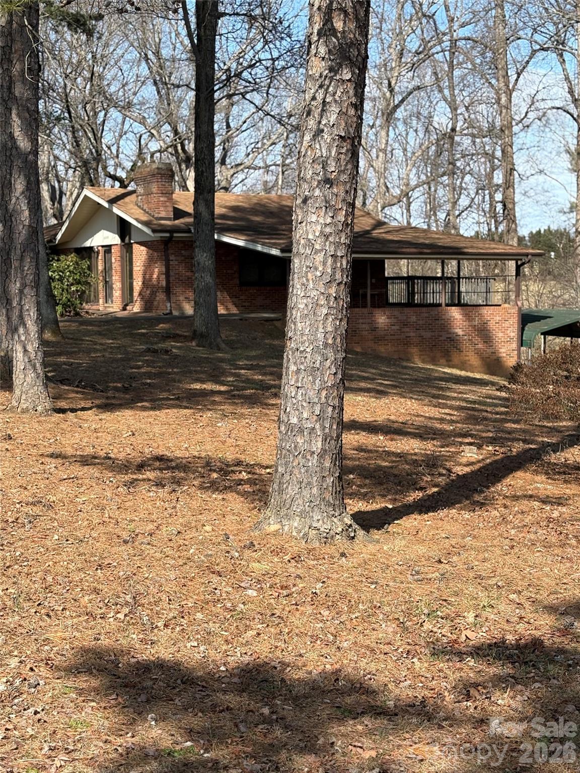 2042 Robinson Road #2 — Newton