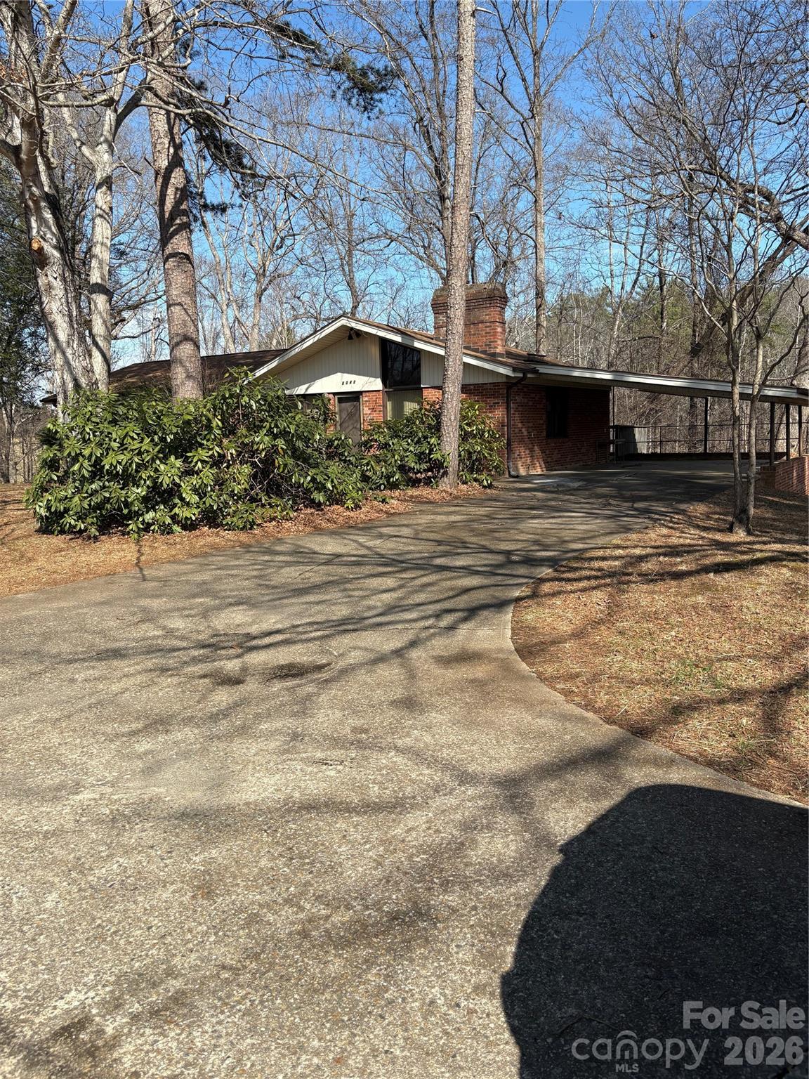 2042 Robinson Road #2 — Newton