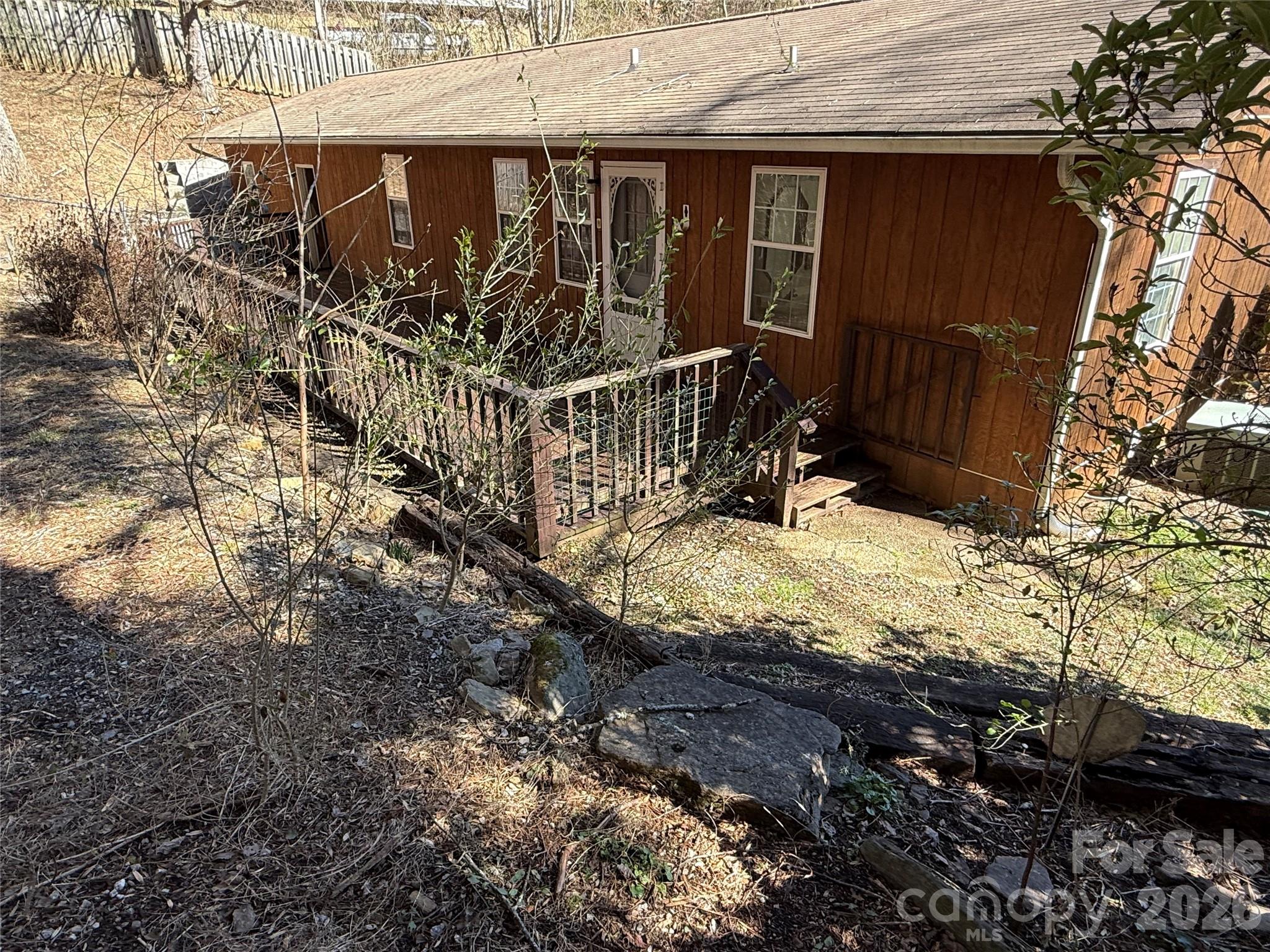 215 Pinellas Lane — Waynesville