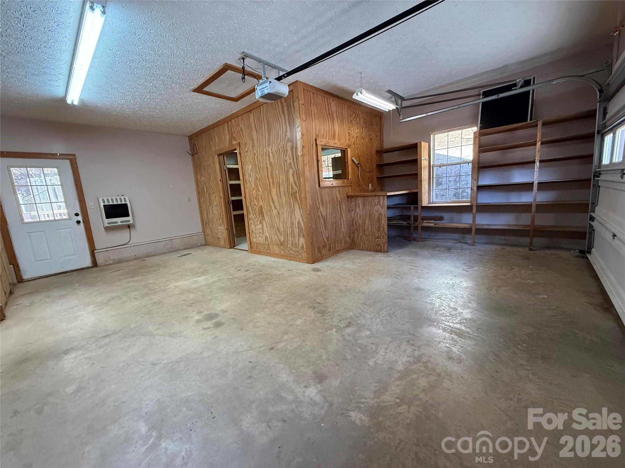 215 Pinellas Lane — Waynesville