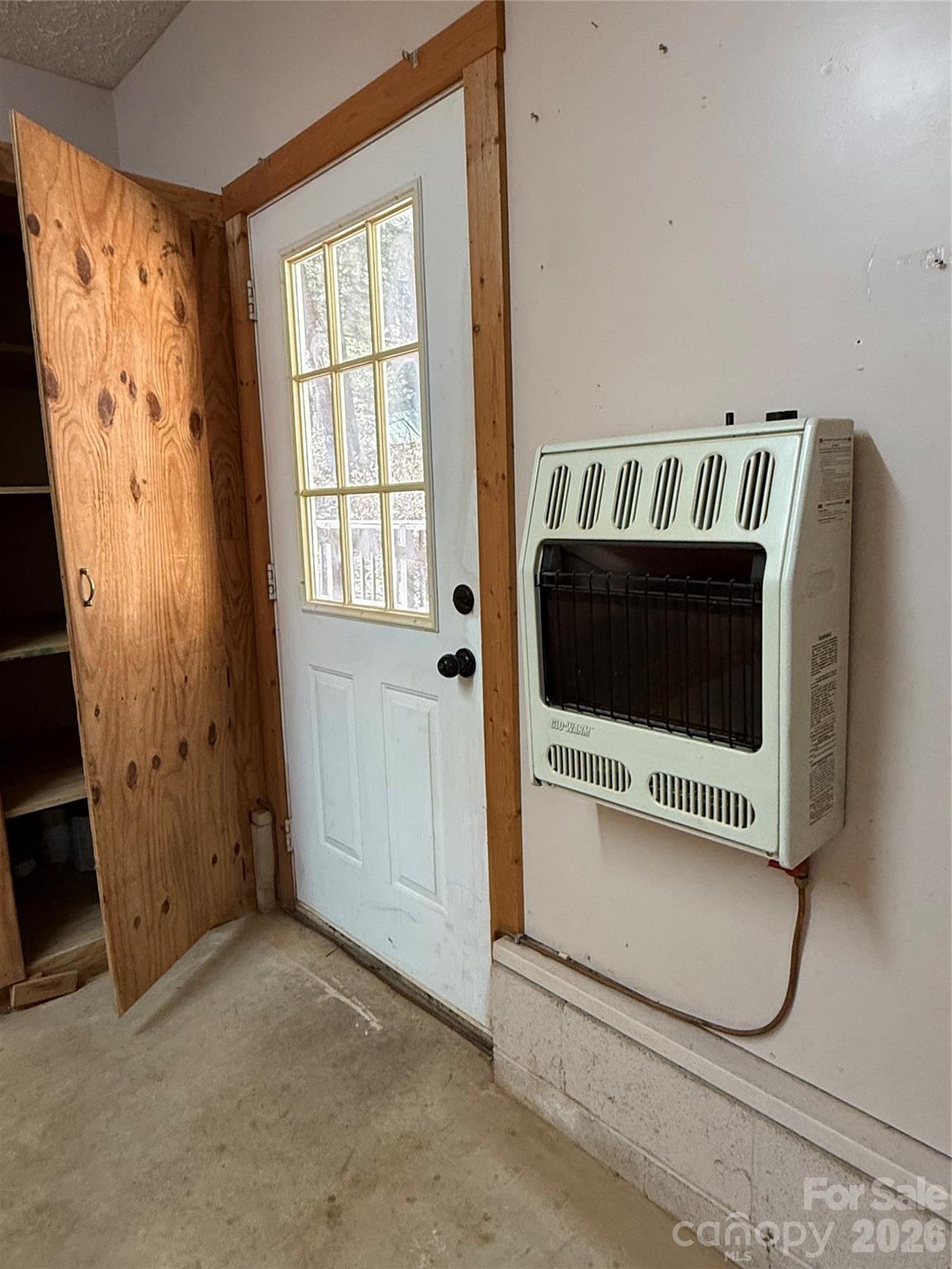 215 Pinellas Lane — Waynesville