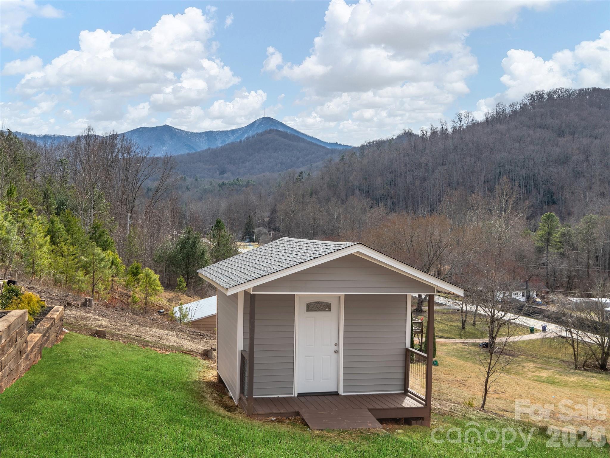 22 Honey Locust Lane — Candler