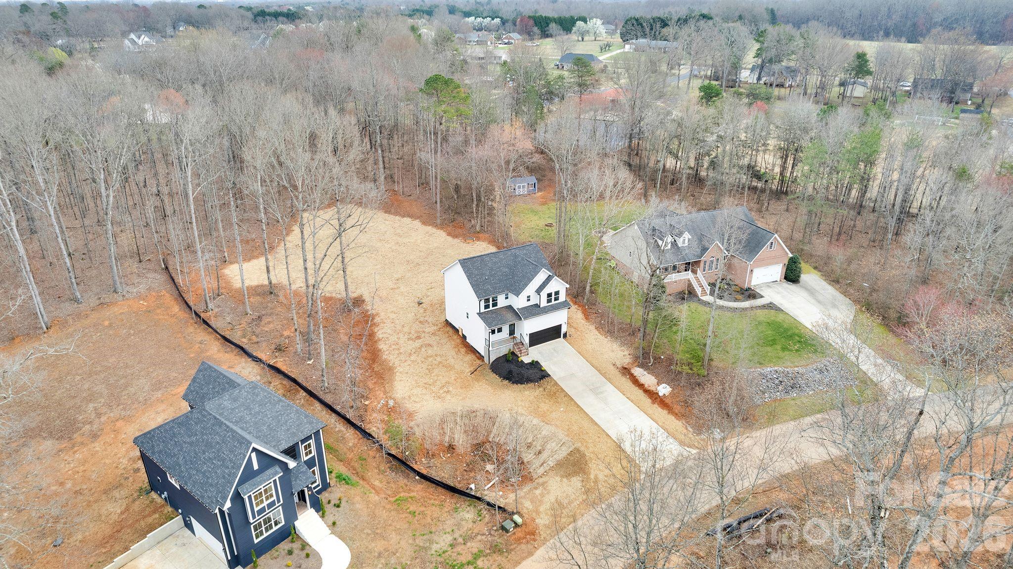 146 Forest Creek Drive — Statesville