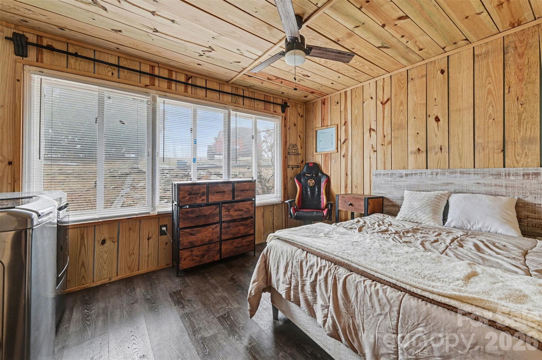 5495 Pine Ridge Drive — Connelly Springs