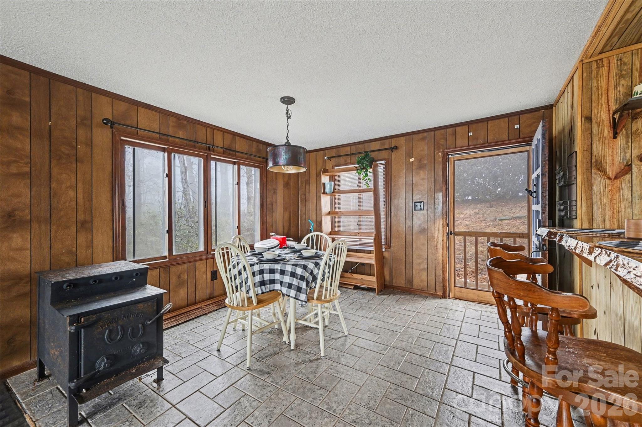 5495 Pine Ridge Drive — Connelly Springs