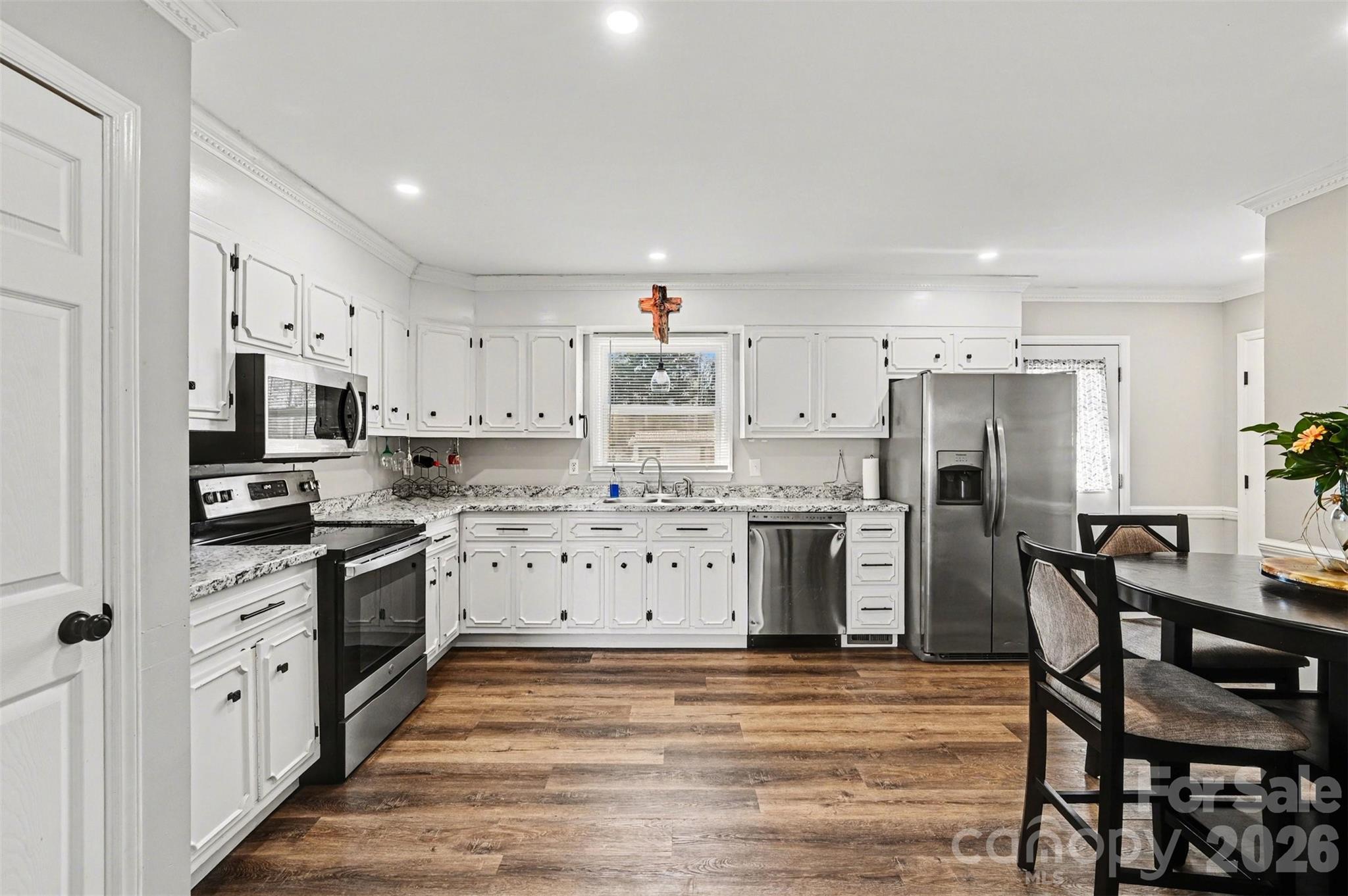 3545 Yorkland Drive — Hickory