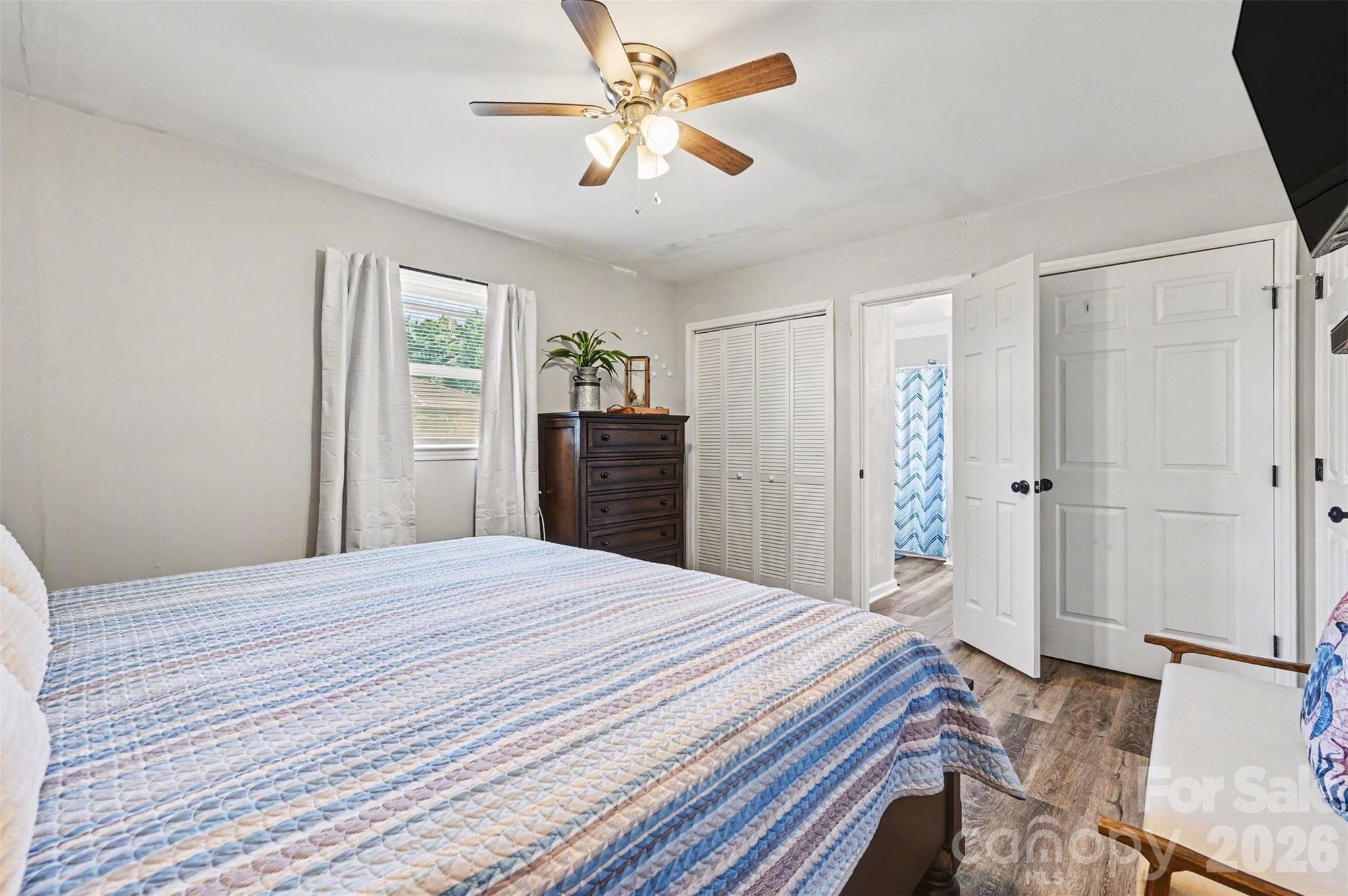 3545 Yorkland Drive — Hickory