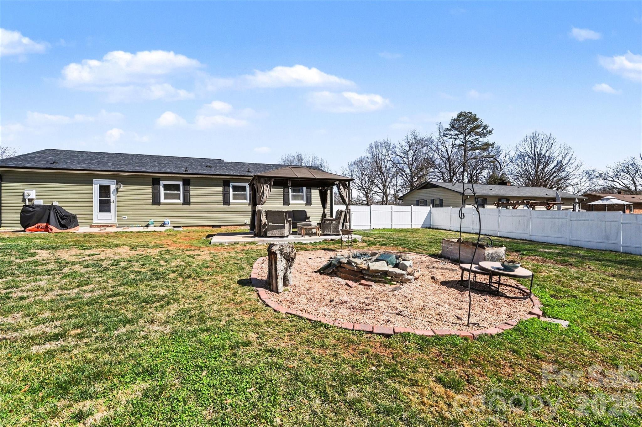 3545 Yorkland Drive — Hickory