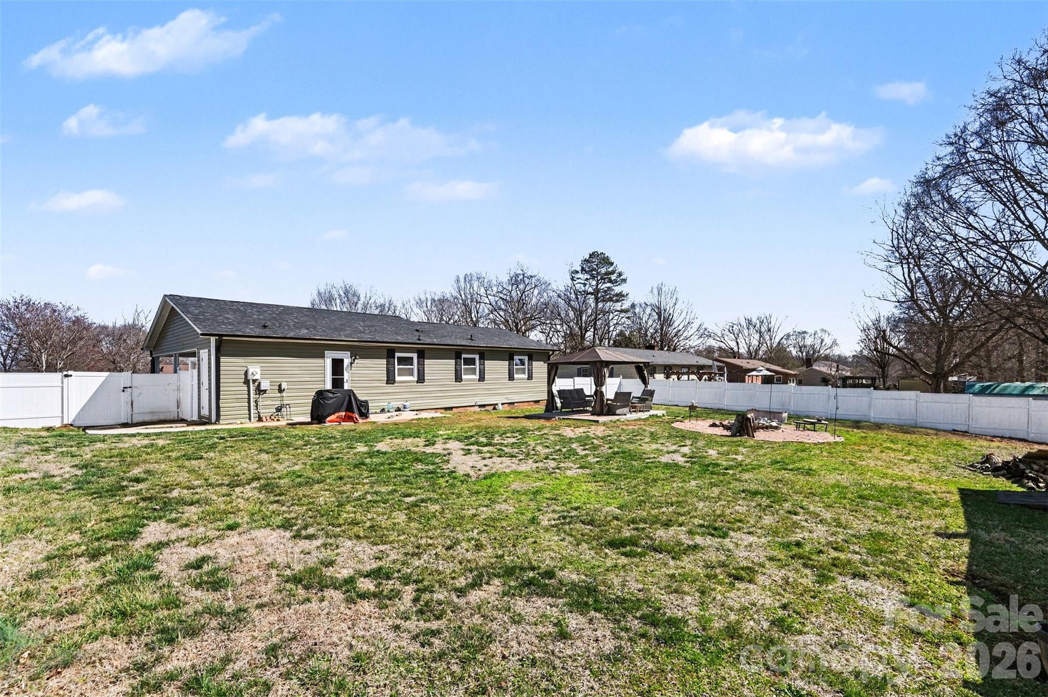 3545 Yorkland Drive — Hickory