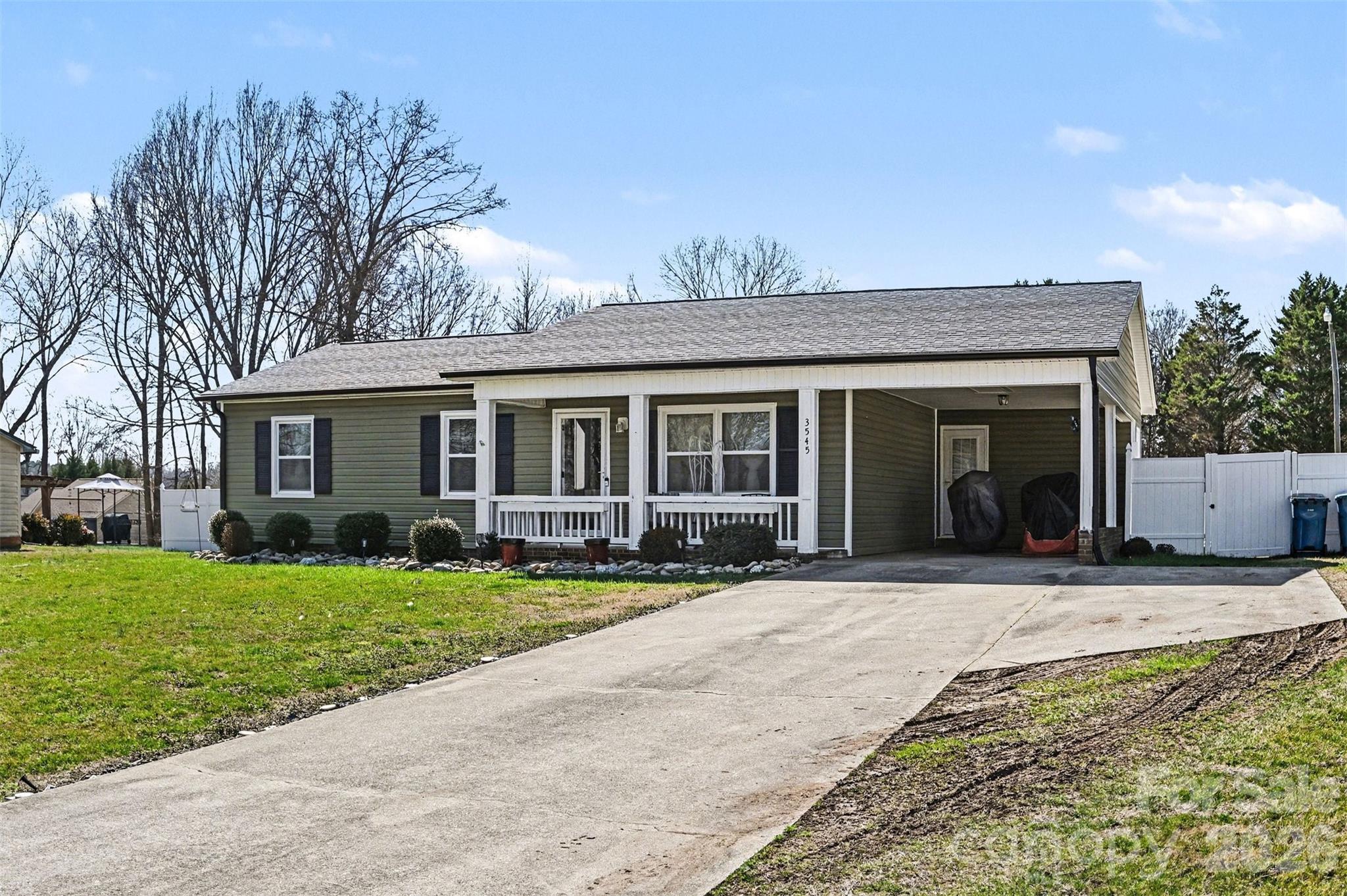 3545 Yorkland Drive — Hickory