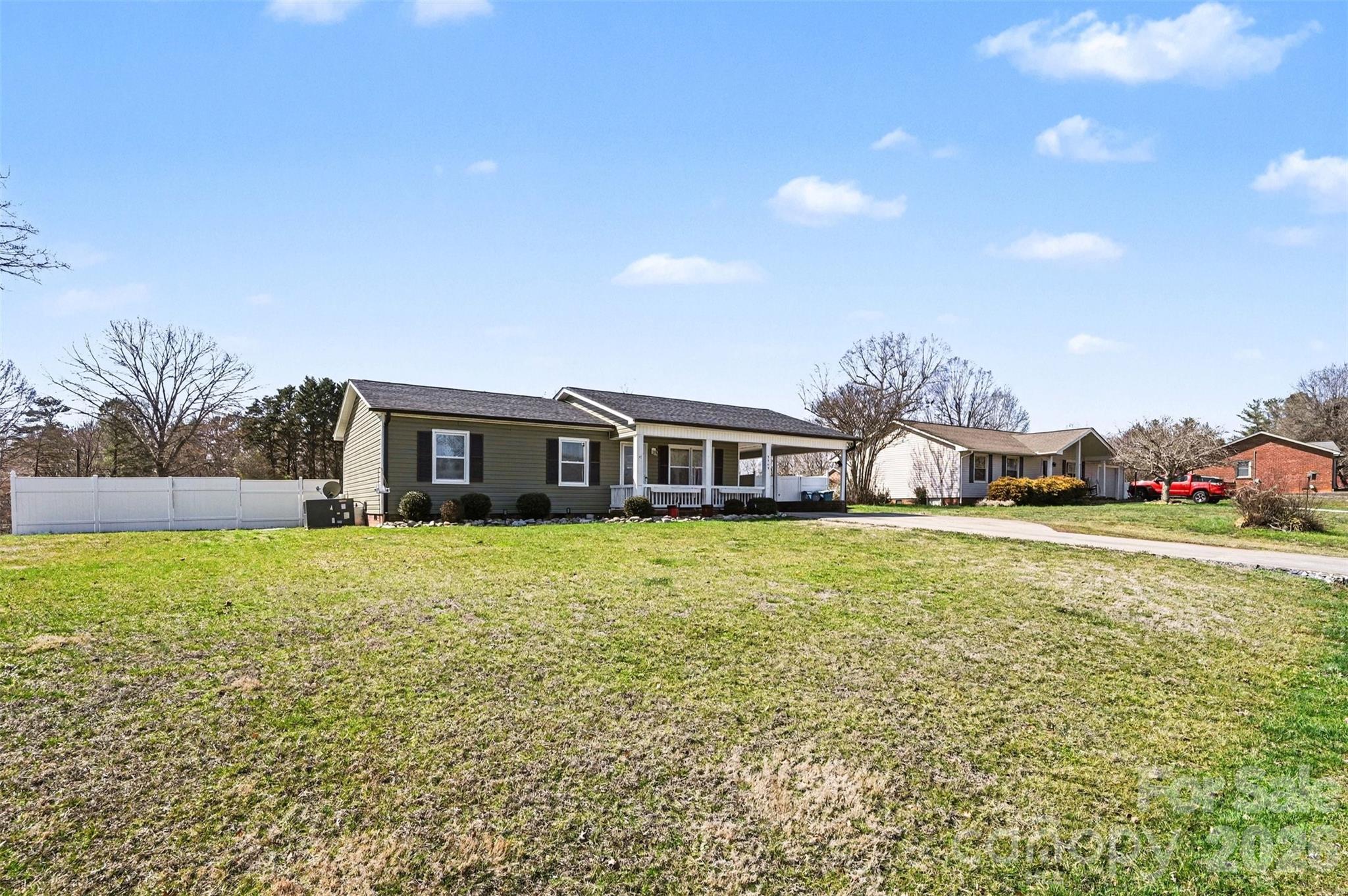 3545 Yorkland Drive — Hickory