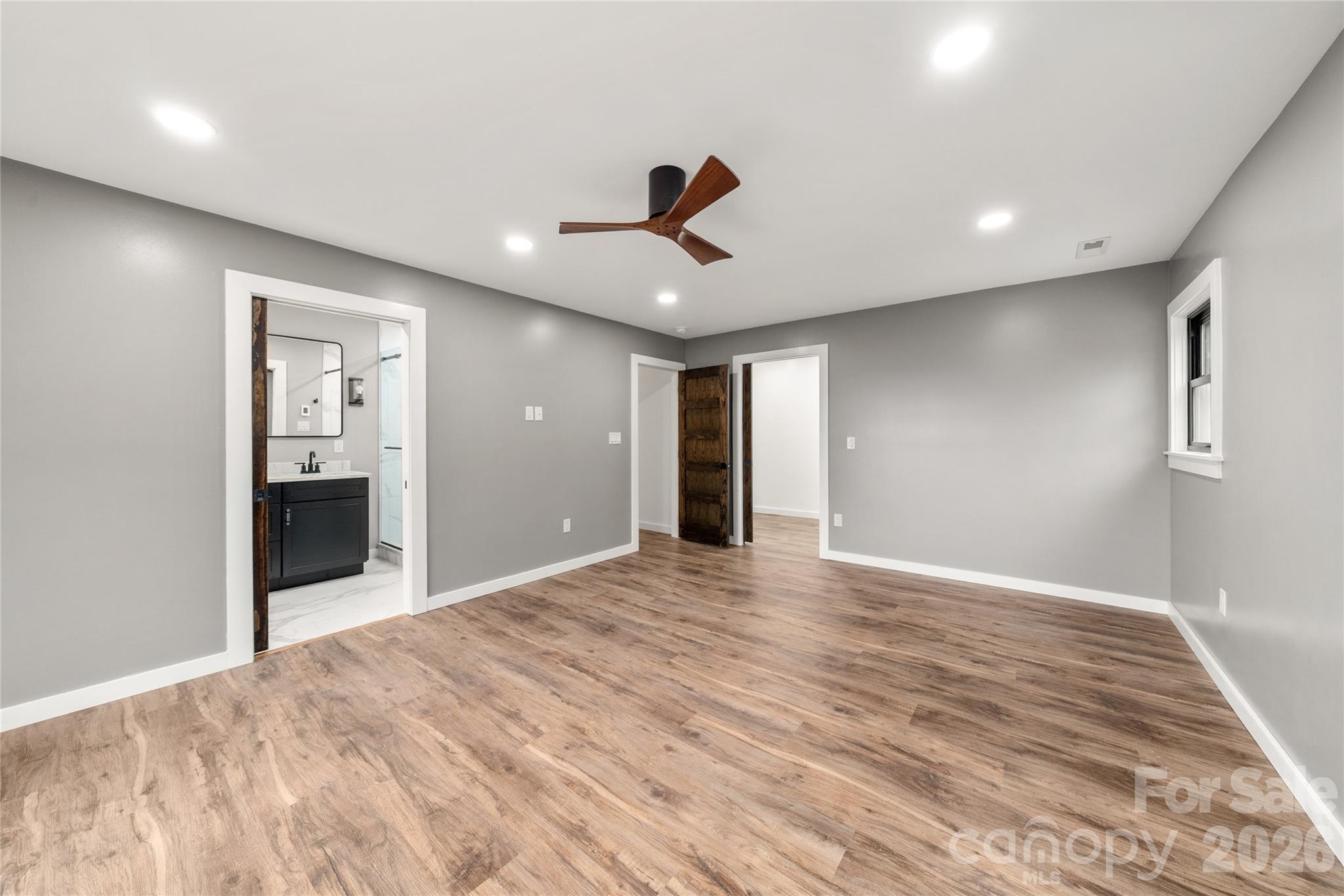 453 Friendly Acres Drive — Waynesville