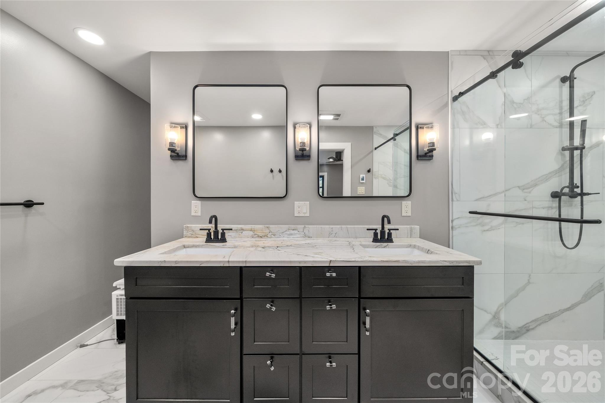 453 Friendly Acres Drive — Waynesville