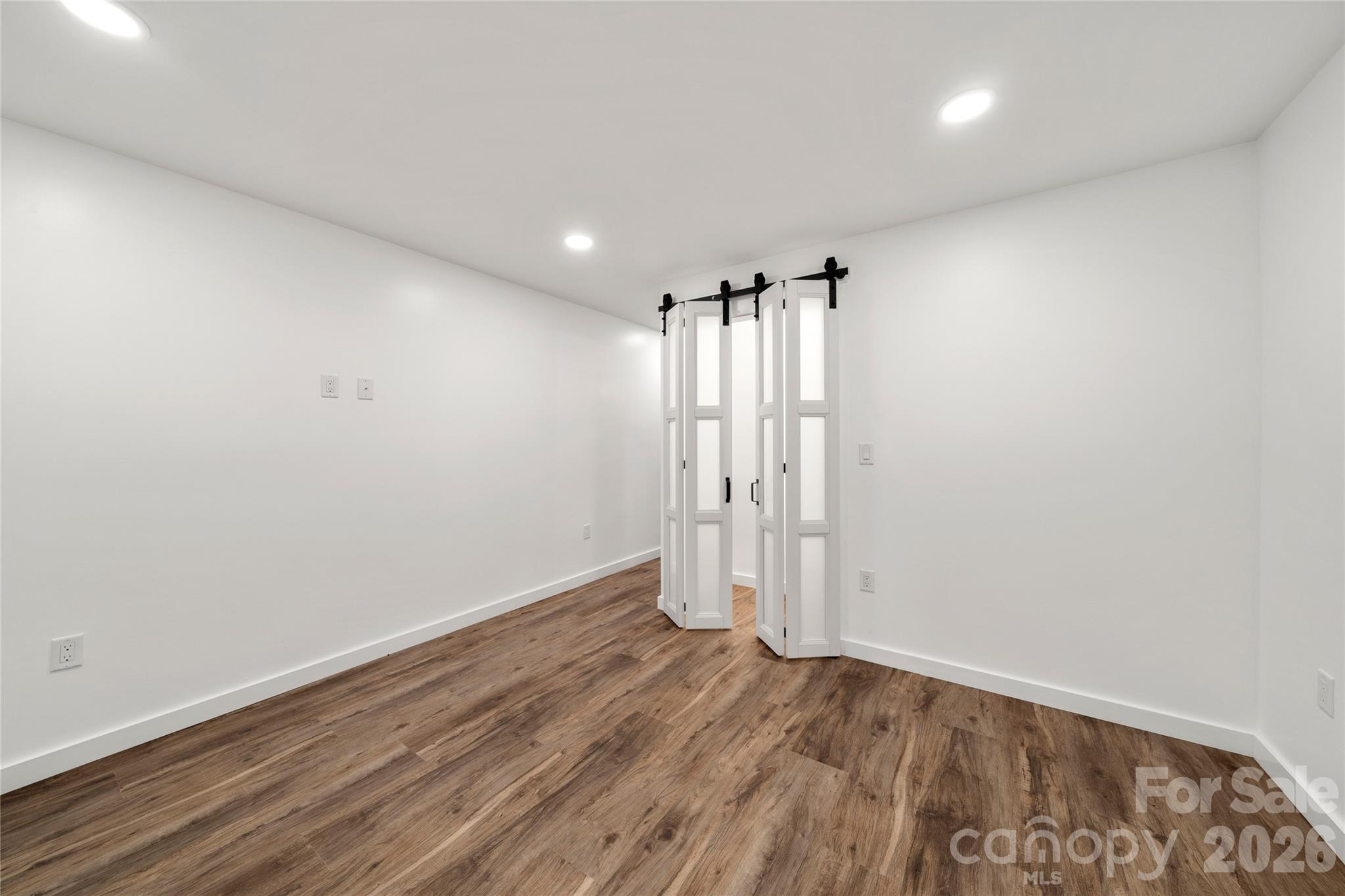 453 Friendly Acres Drive — Waynesville