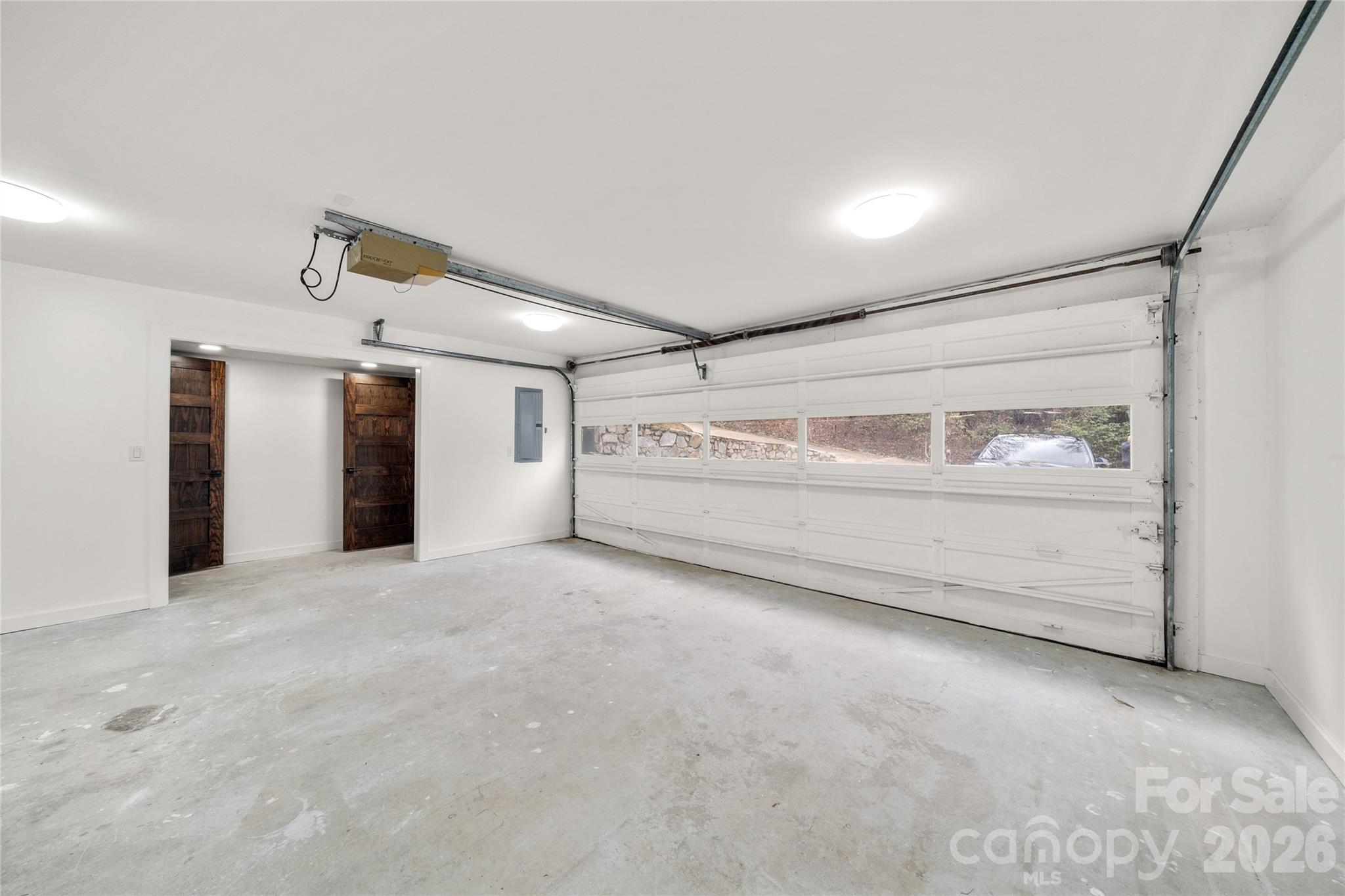 453 Friendly Acres Drive — Waynesville
