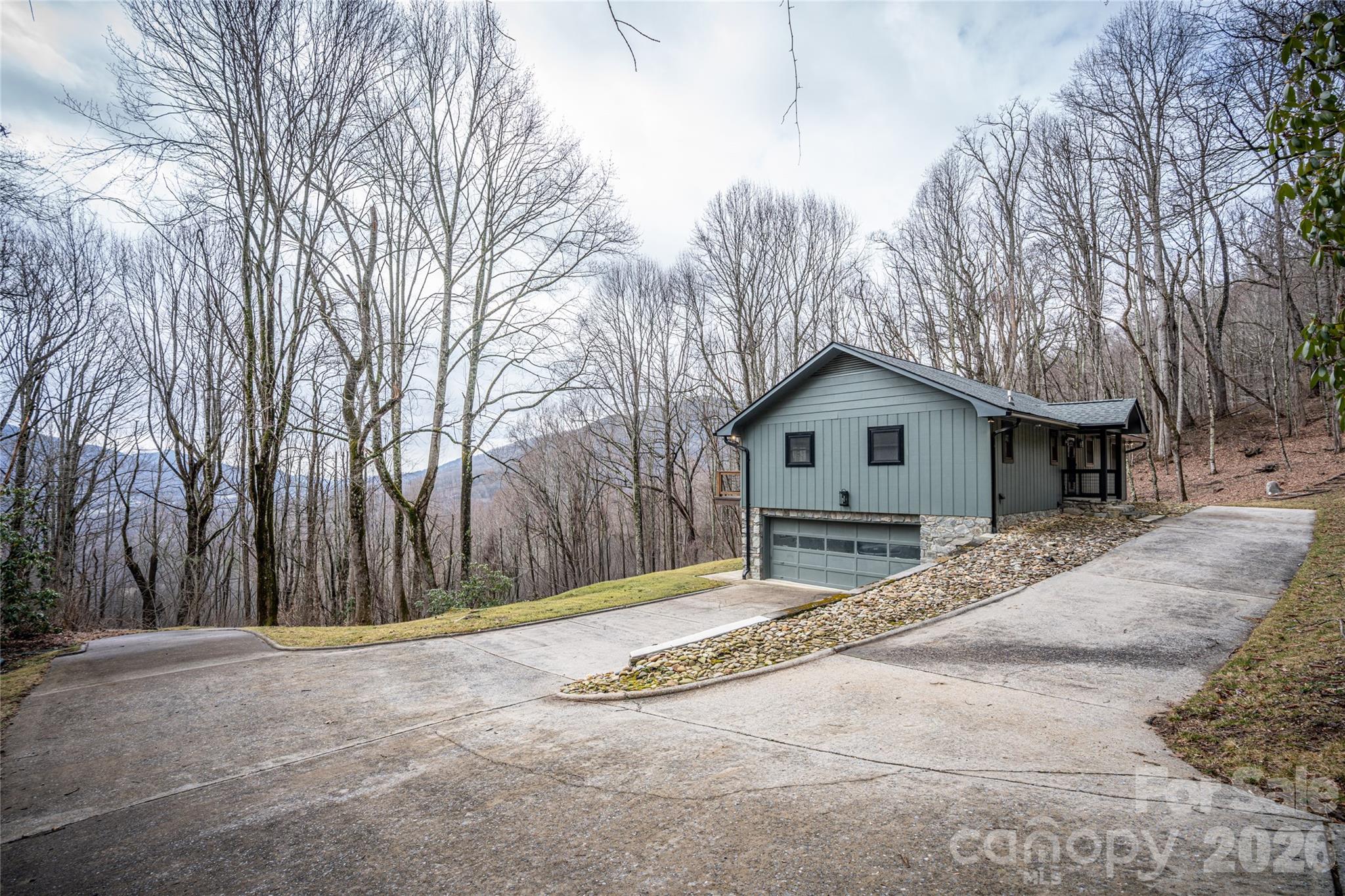 453 Friendly Acres Drive — Waynesville