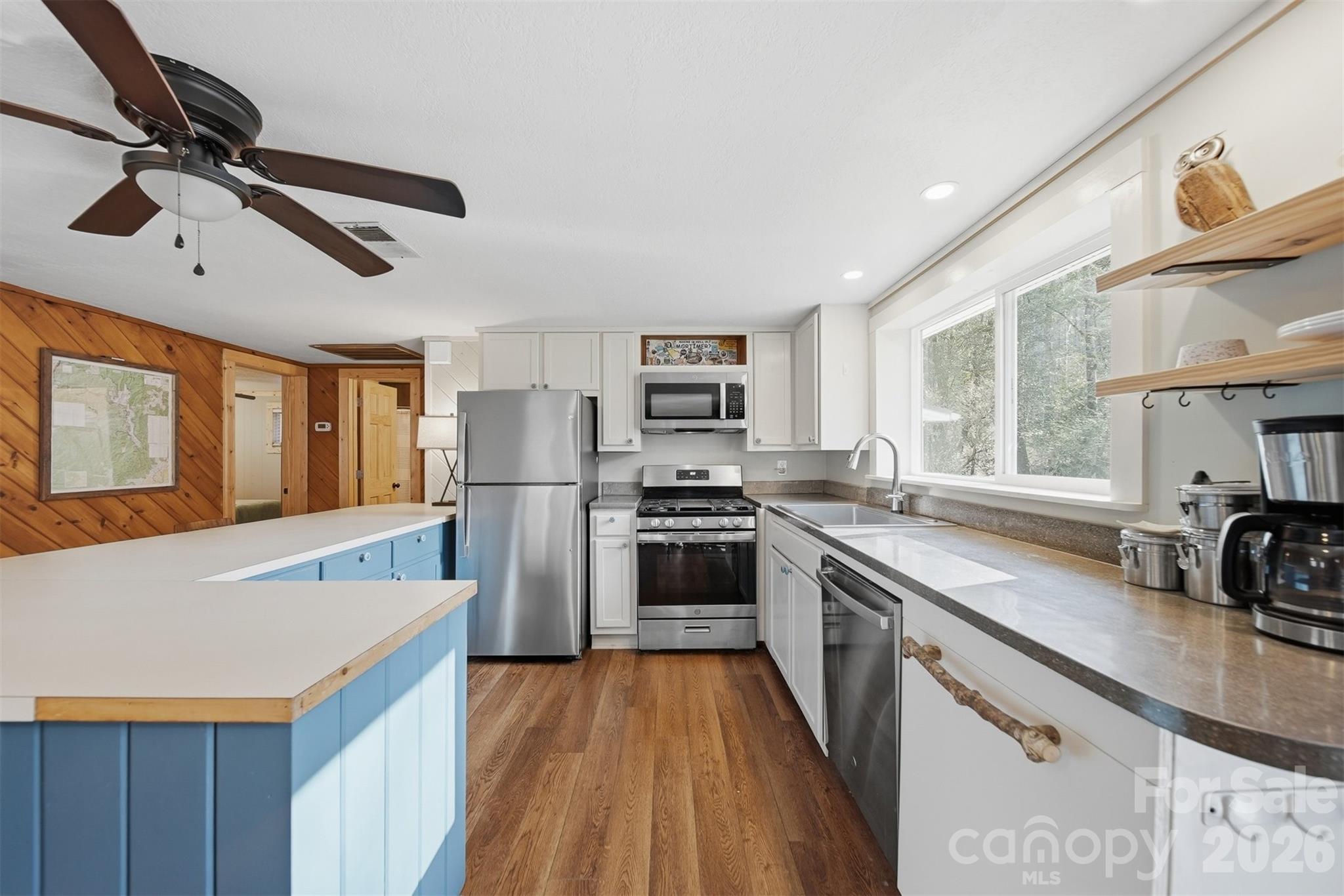 7495 Laurel Street — Collettsville