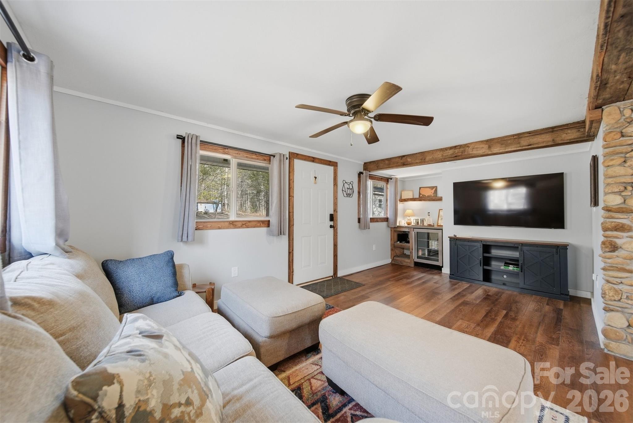 7495 Laurel Street — Collettsville