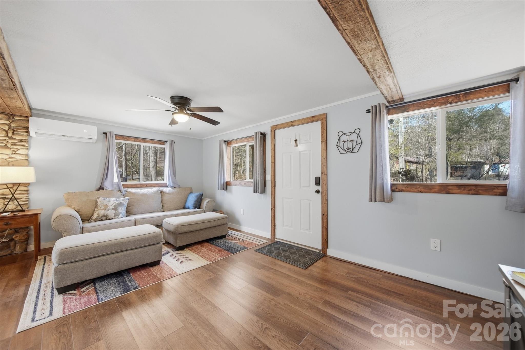 7495 Laurel Street — Collettsville