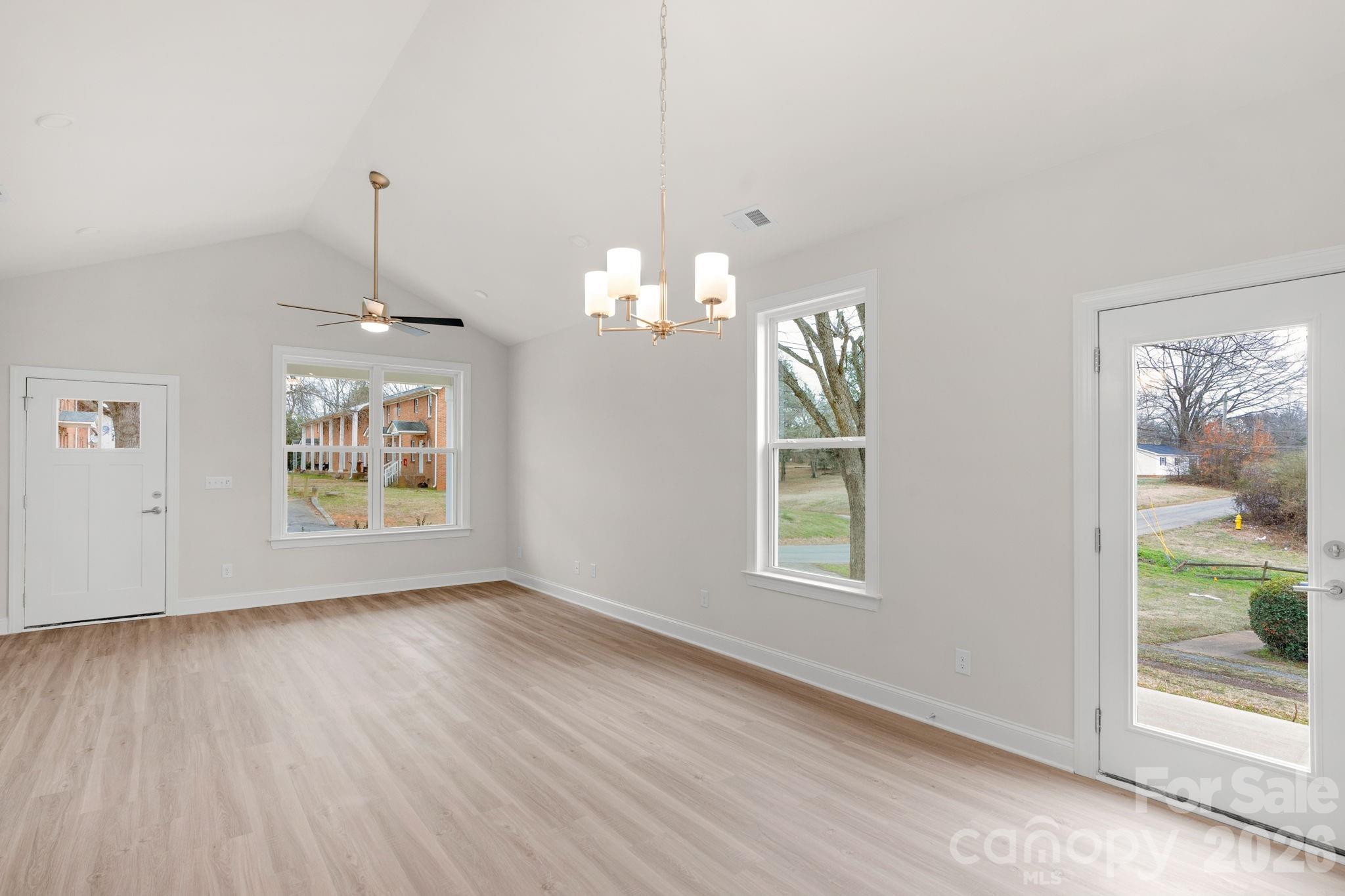 1107 Burke Street — Monroe