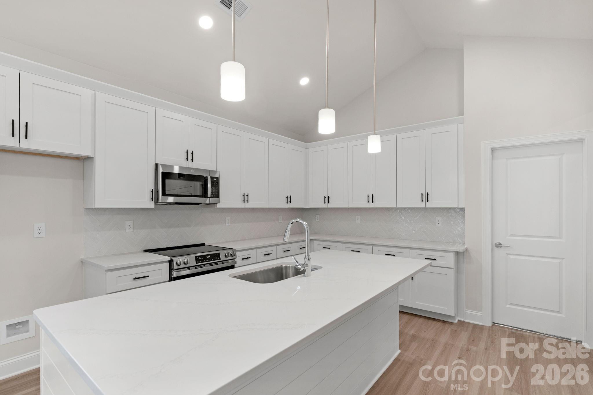1107 Burke Street — Monroe