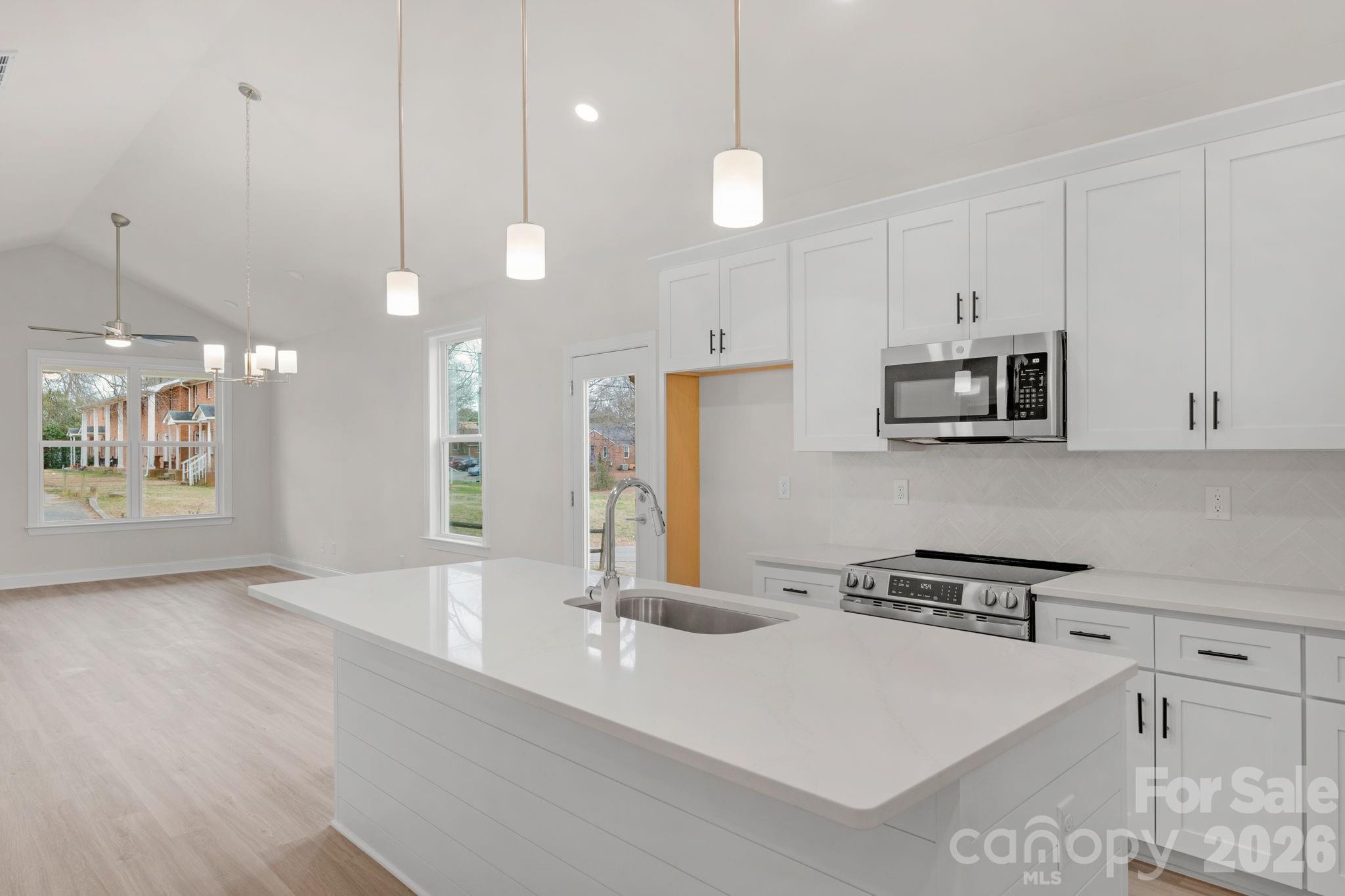 1107 Burke Street — Monroe