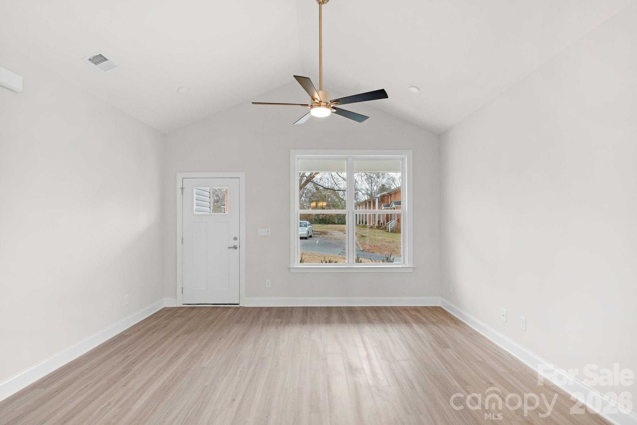 1107 Burke Street — Monroe