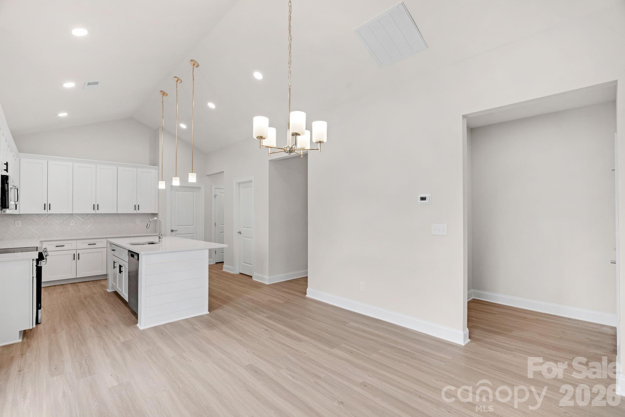 1107 Burke Street — Monroe
