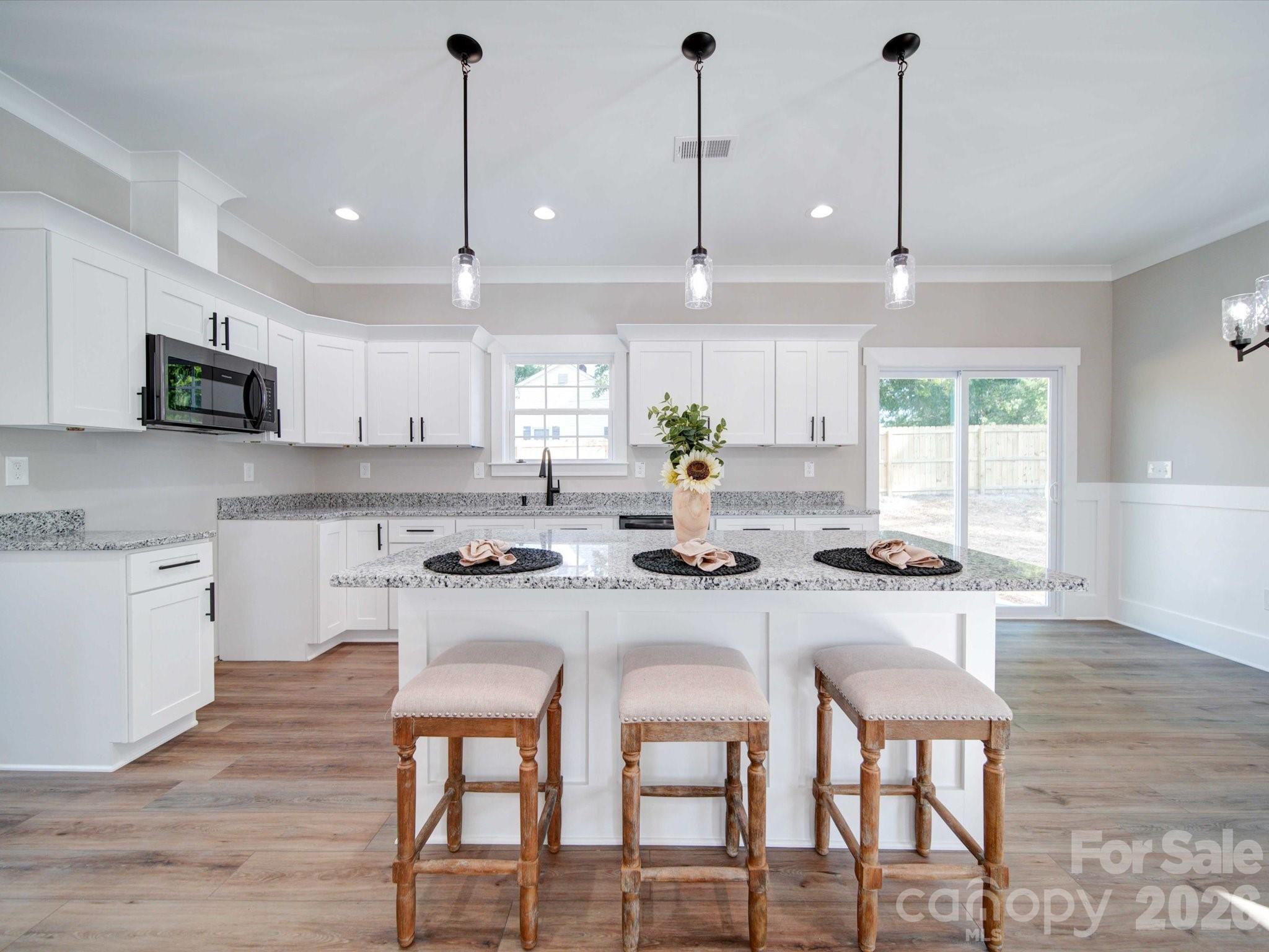 123 Tallassee Lane — New London