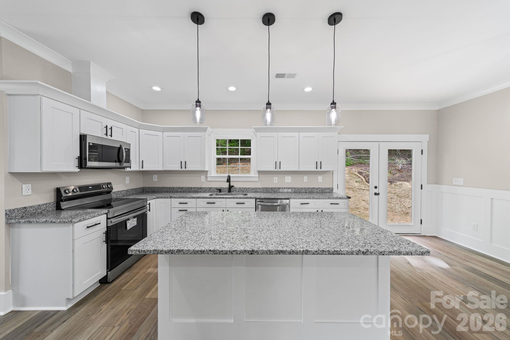 123 Tallassee Lane — New London