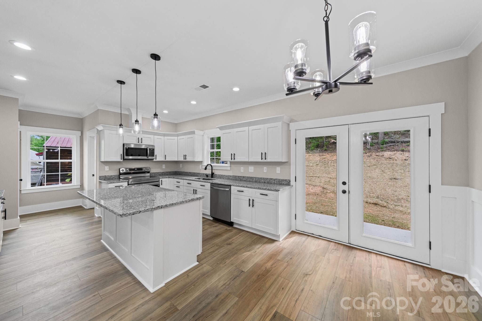 123 Tallassee Lane — New London