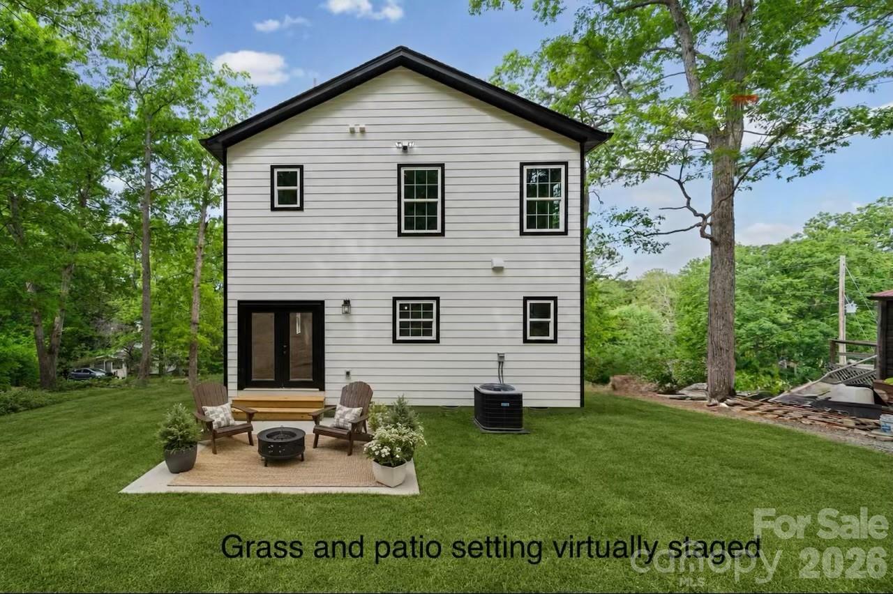 123 Tallassee Lane — New London